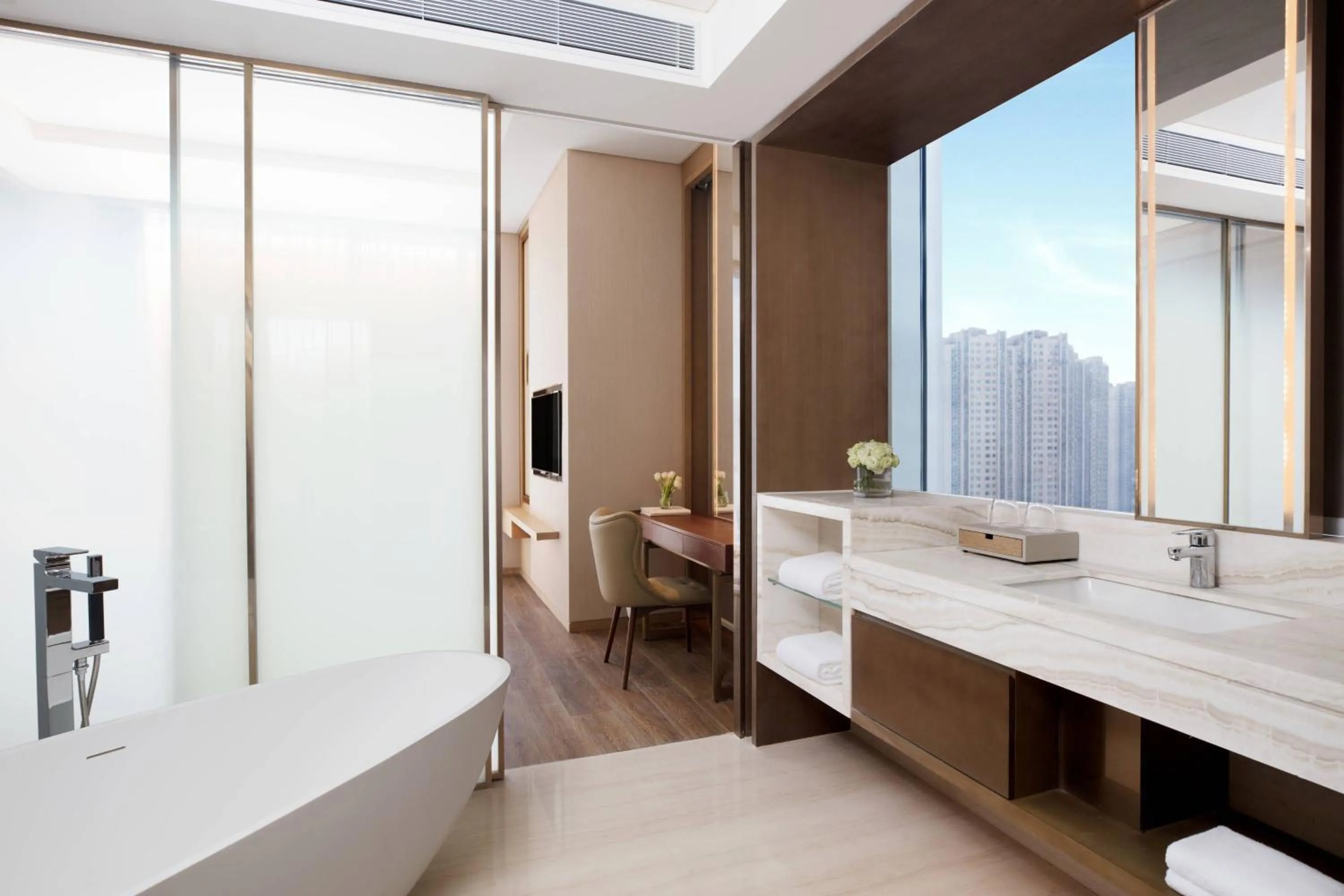 Bathroom in Courtyard By Marriott Xi'an North