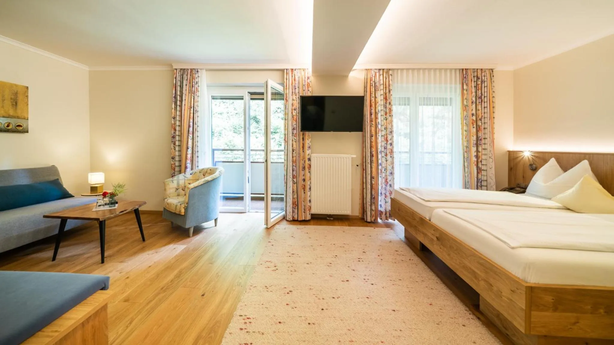 Bedroom, Bed in Hotel Alexanderhof