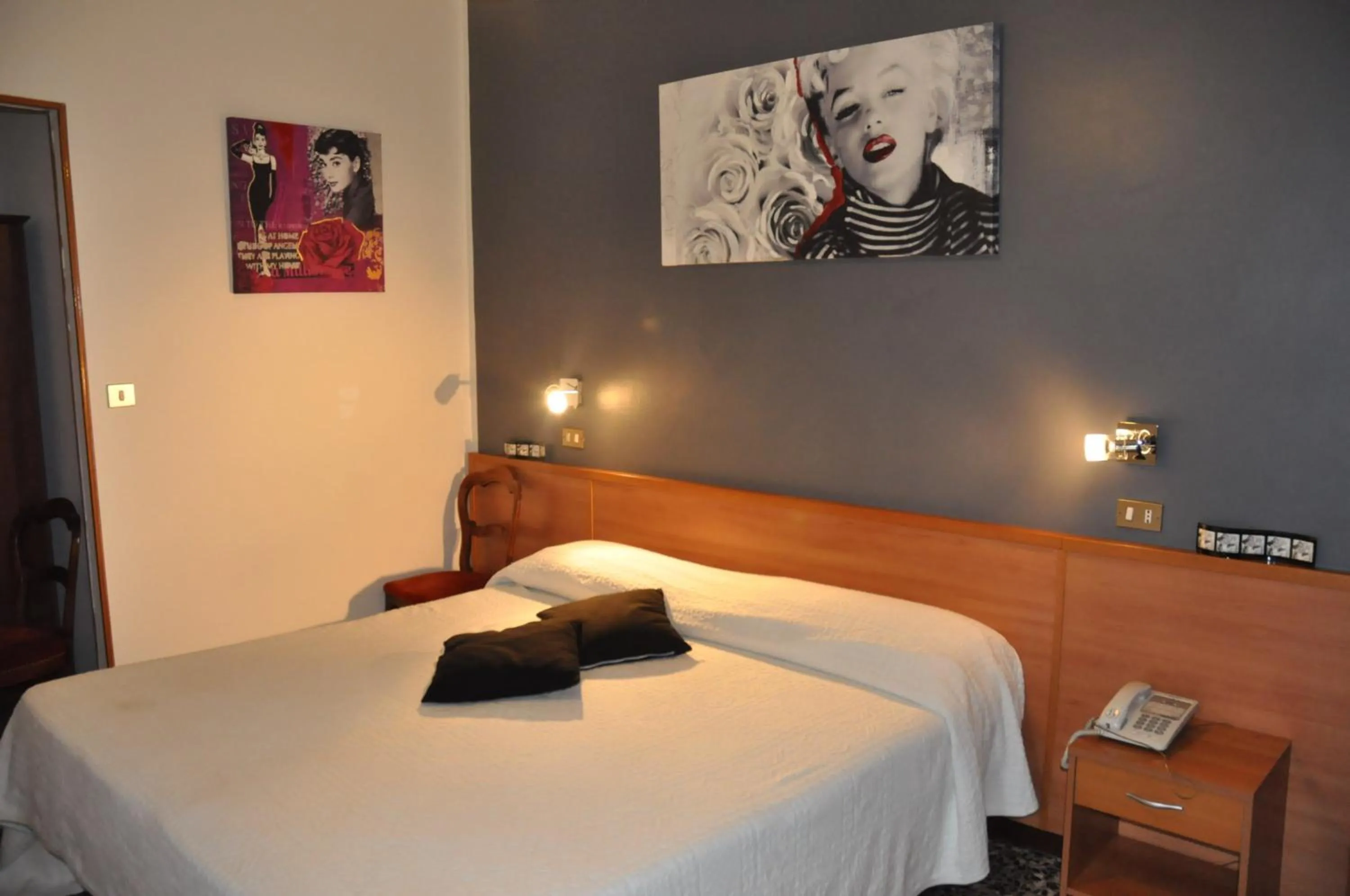 Bed in Hotel Vittoriano