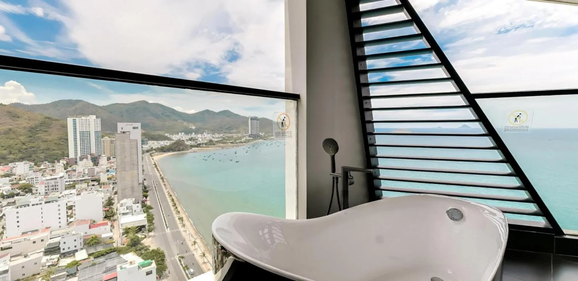 Balcony/Terrace in Boton Blue Hotel & Spa