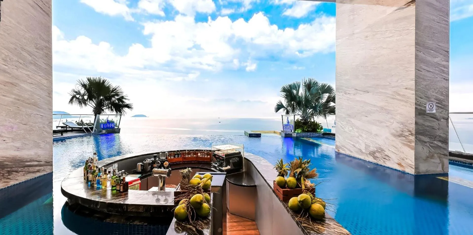 Pool view in Boton Blue Hotel & Spa