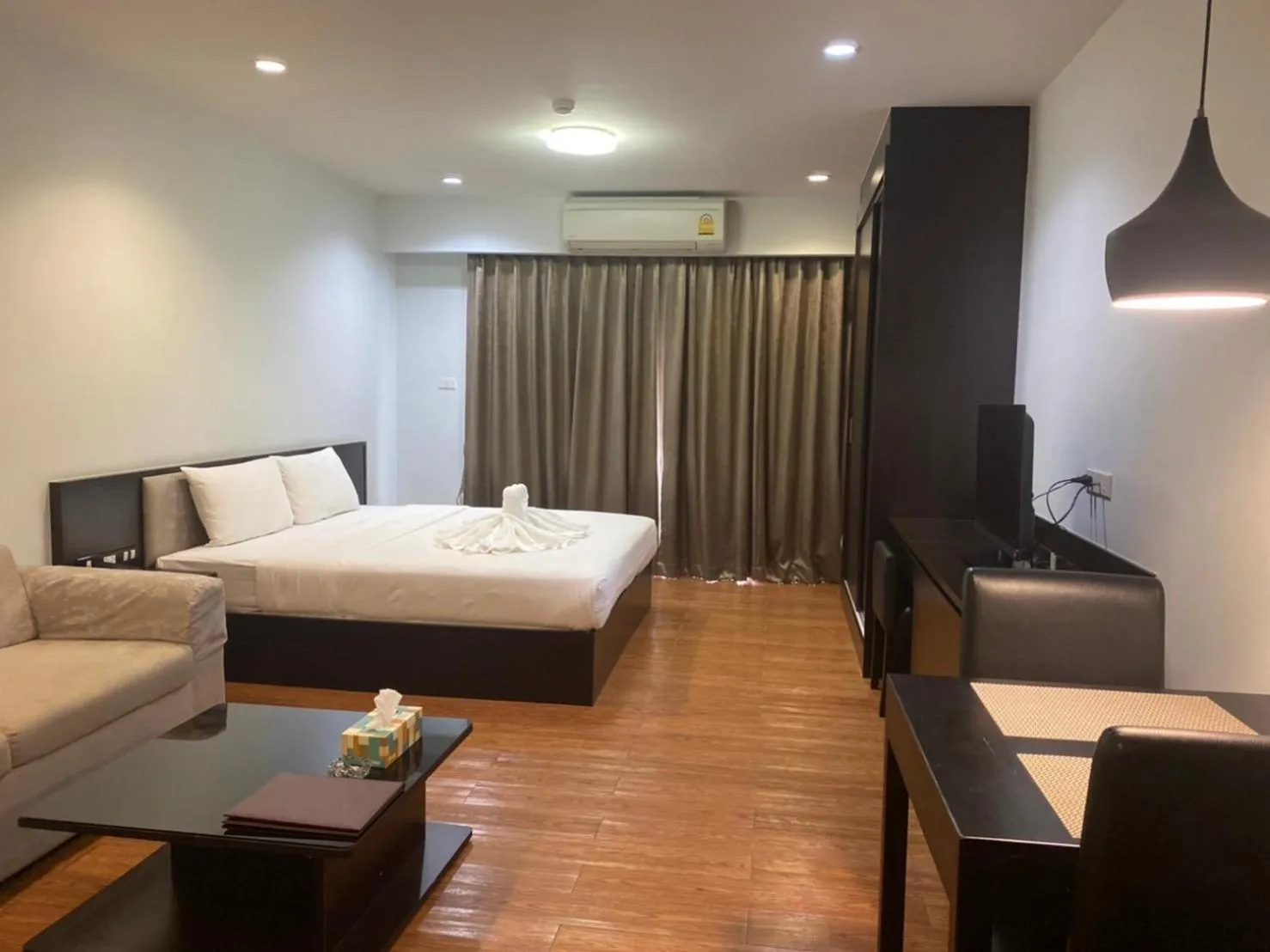 Bed in The Park 304 Executive Serviced Apartment