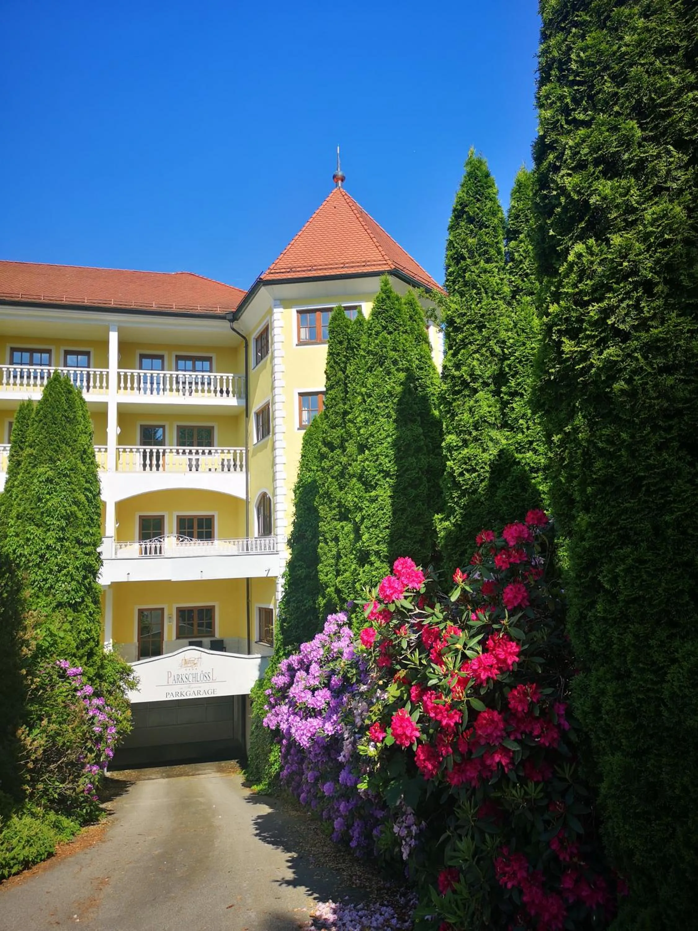 Property building in Wellnesshotel Parkschlössl zu Thyrnau Ihr adults only SPA Resort
