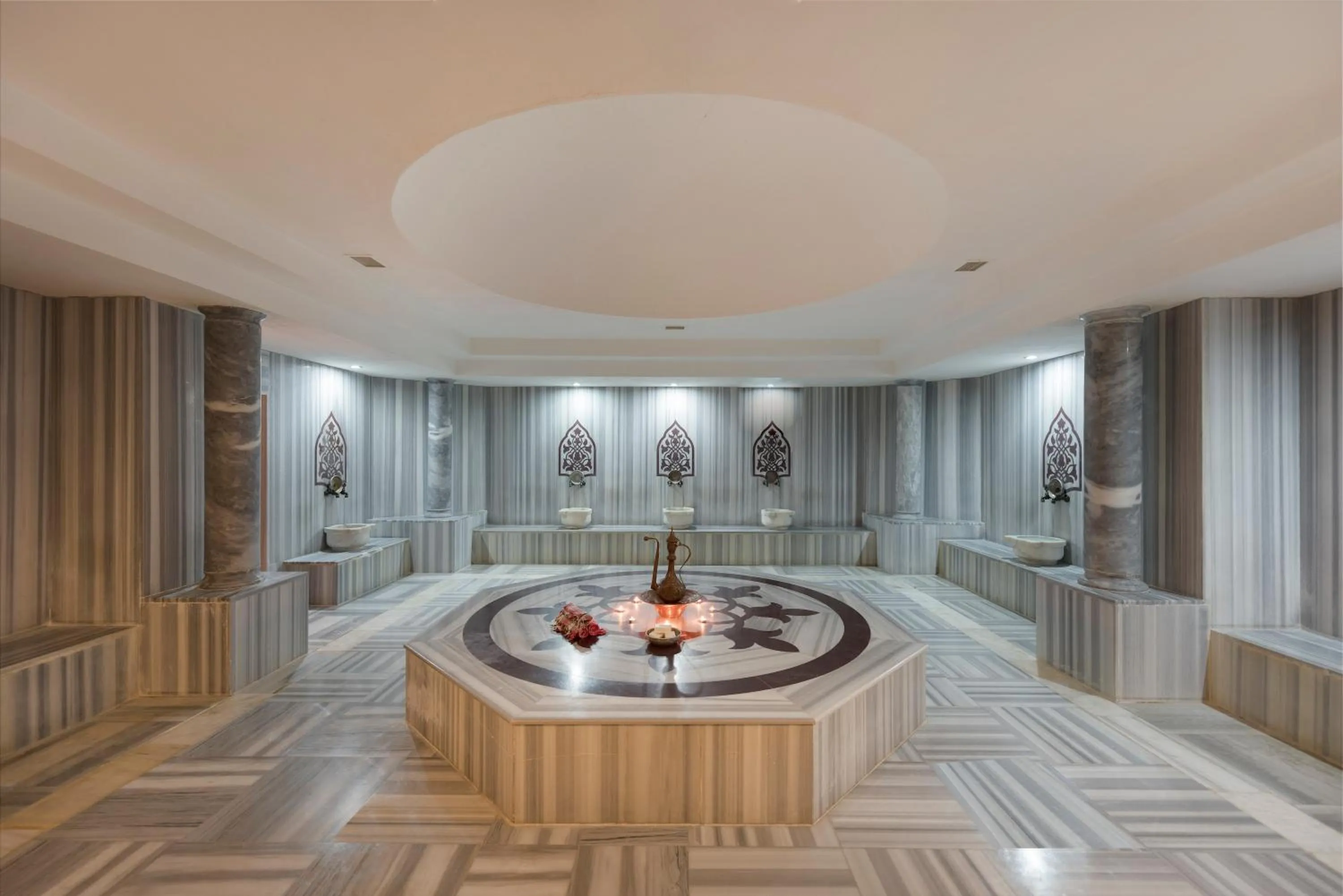 Public Bath in Siam Elegance Hotel & Spa