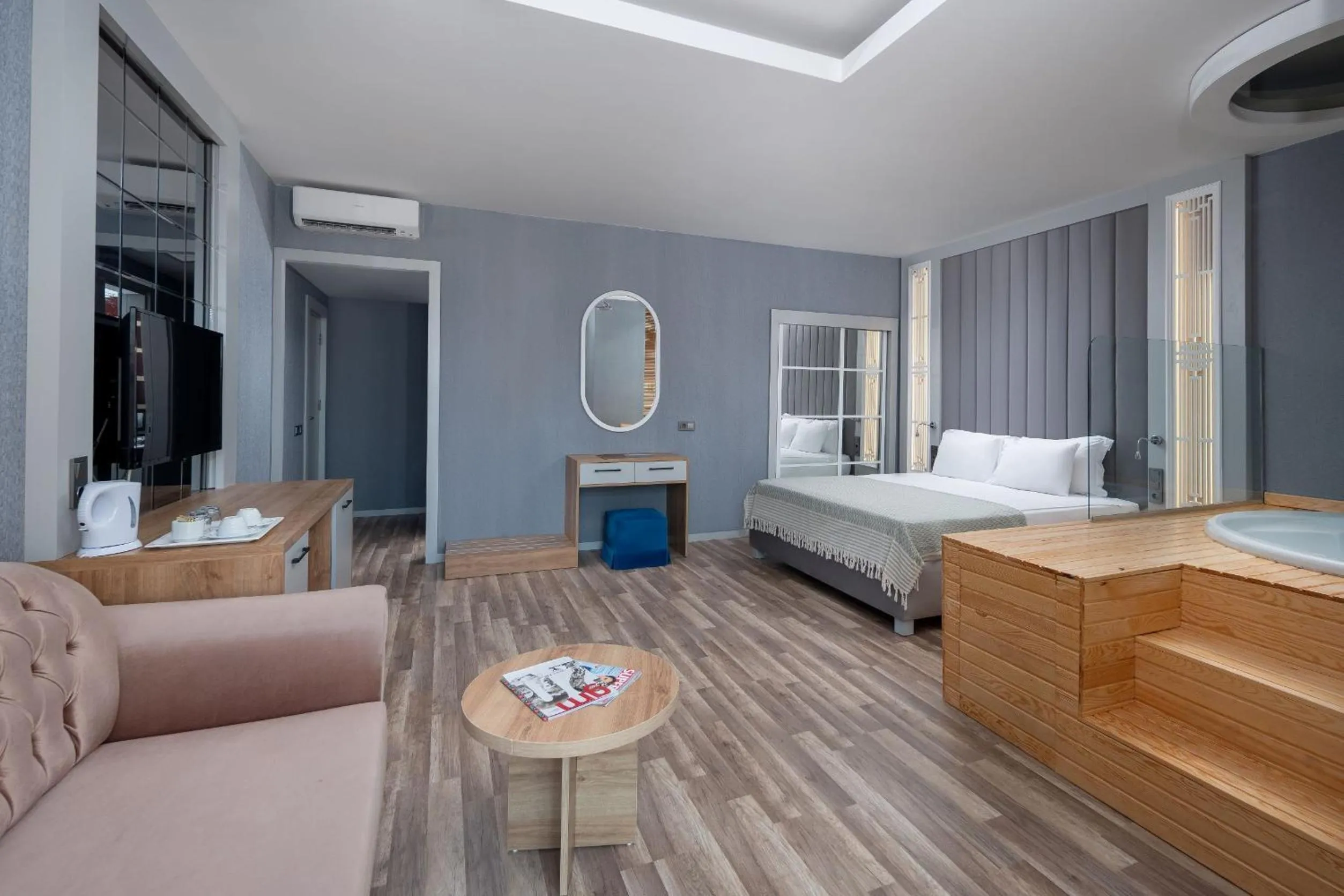 Photo of the whole room in Siam Elegance Hotel & Spa