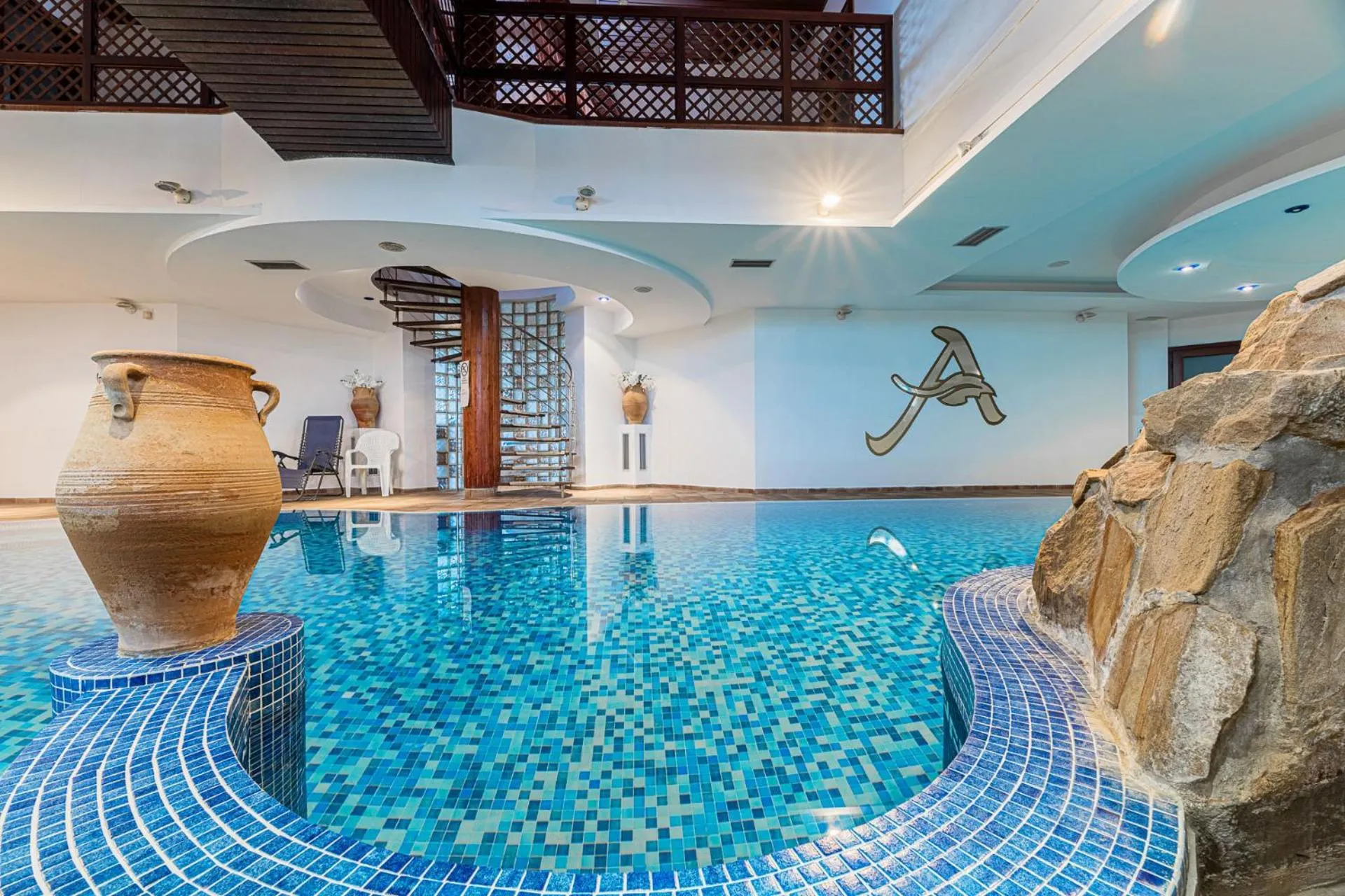 Swimming pool in Hotel Amalia