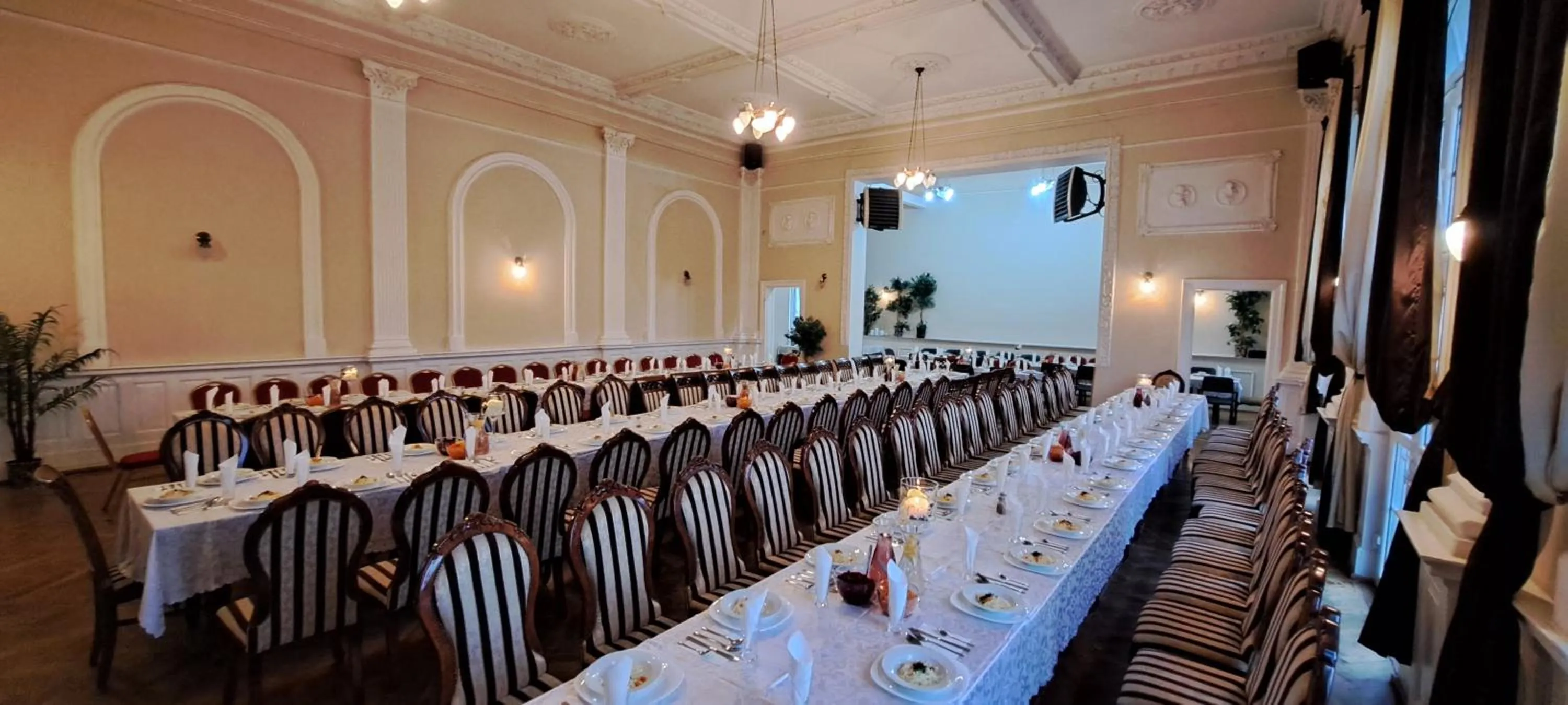 Restaurant/places to eat in Gościniec & SPA Darłowo