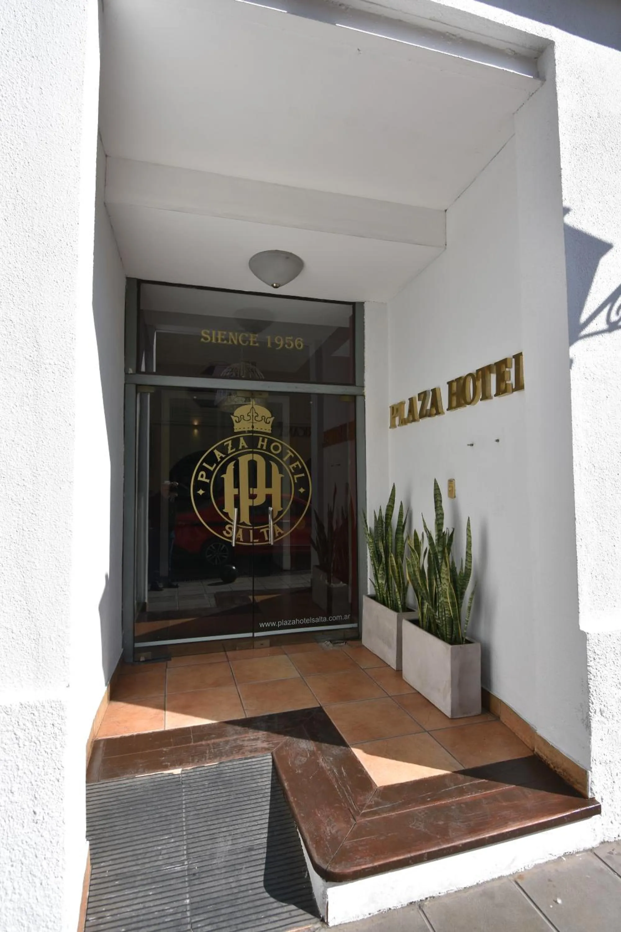 Property building in Hotel Plaza