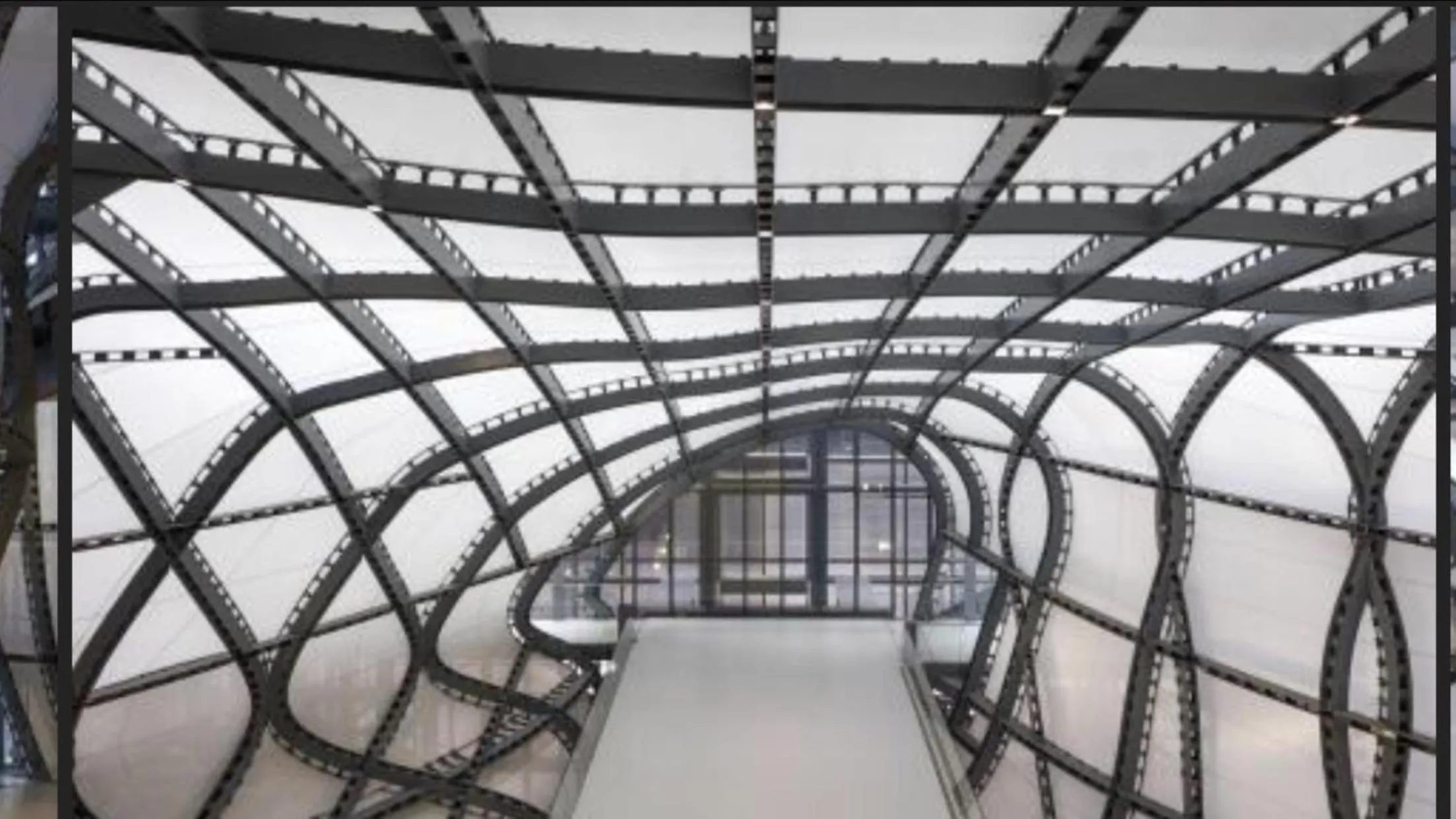 Nearby landmark in Niclas Luxury Apartments EUR