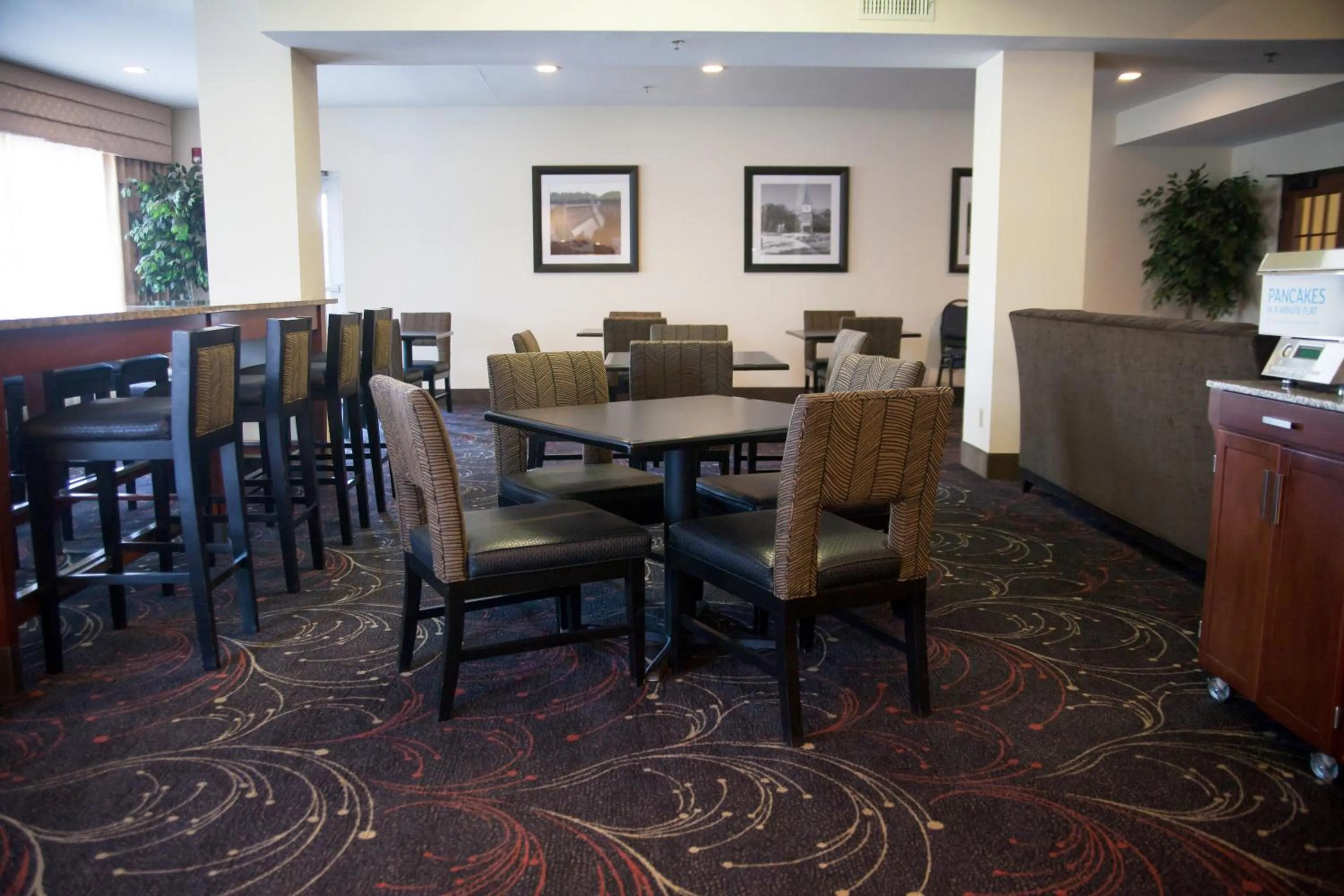 Breakfast in Holiday Inn Express Hotels & Suites Mountain Home by IHG