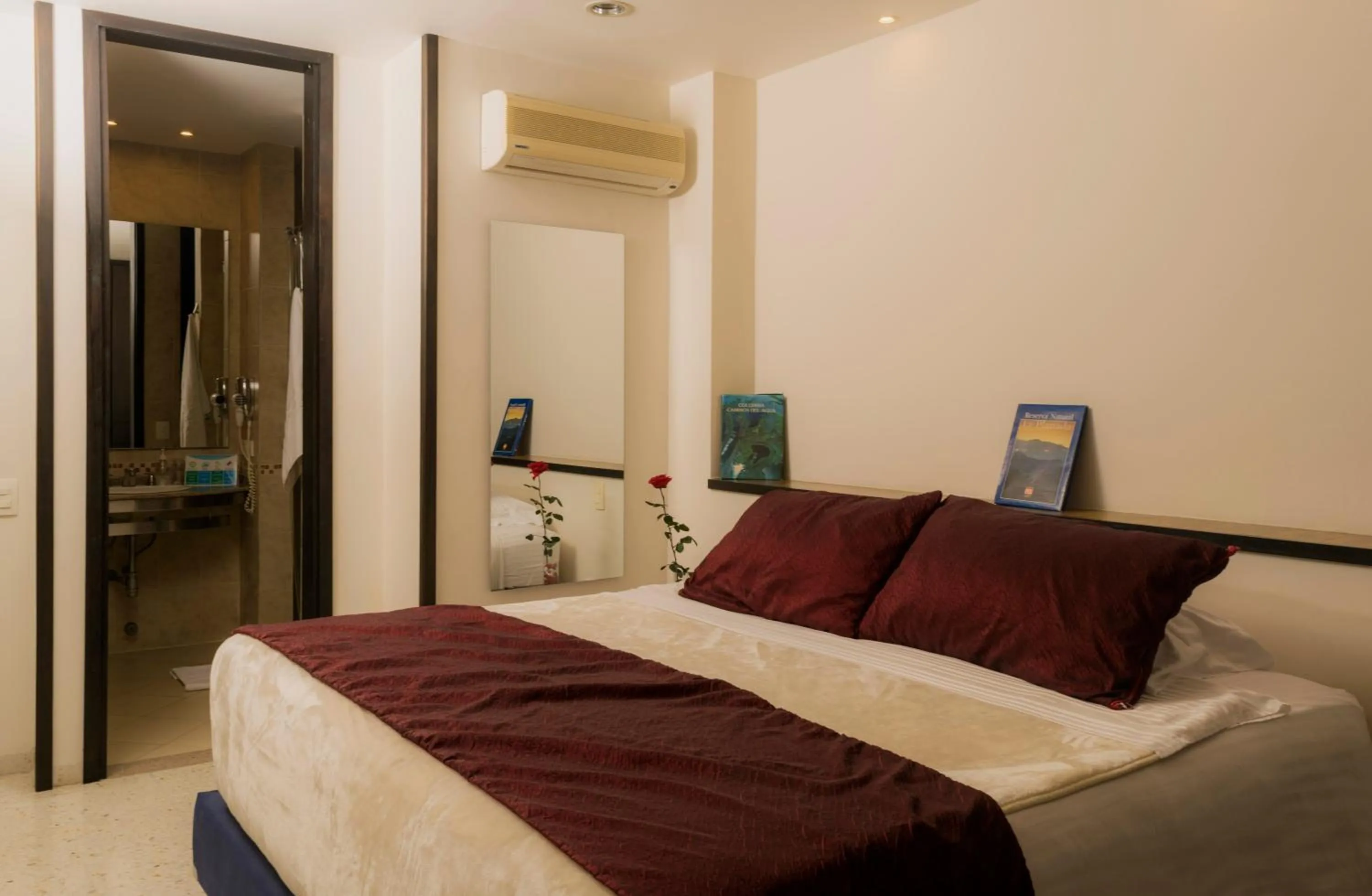 Bedroom, Bed in Hotel Casa Santa Monica Norte