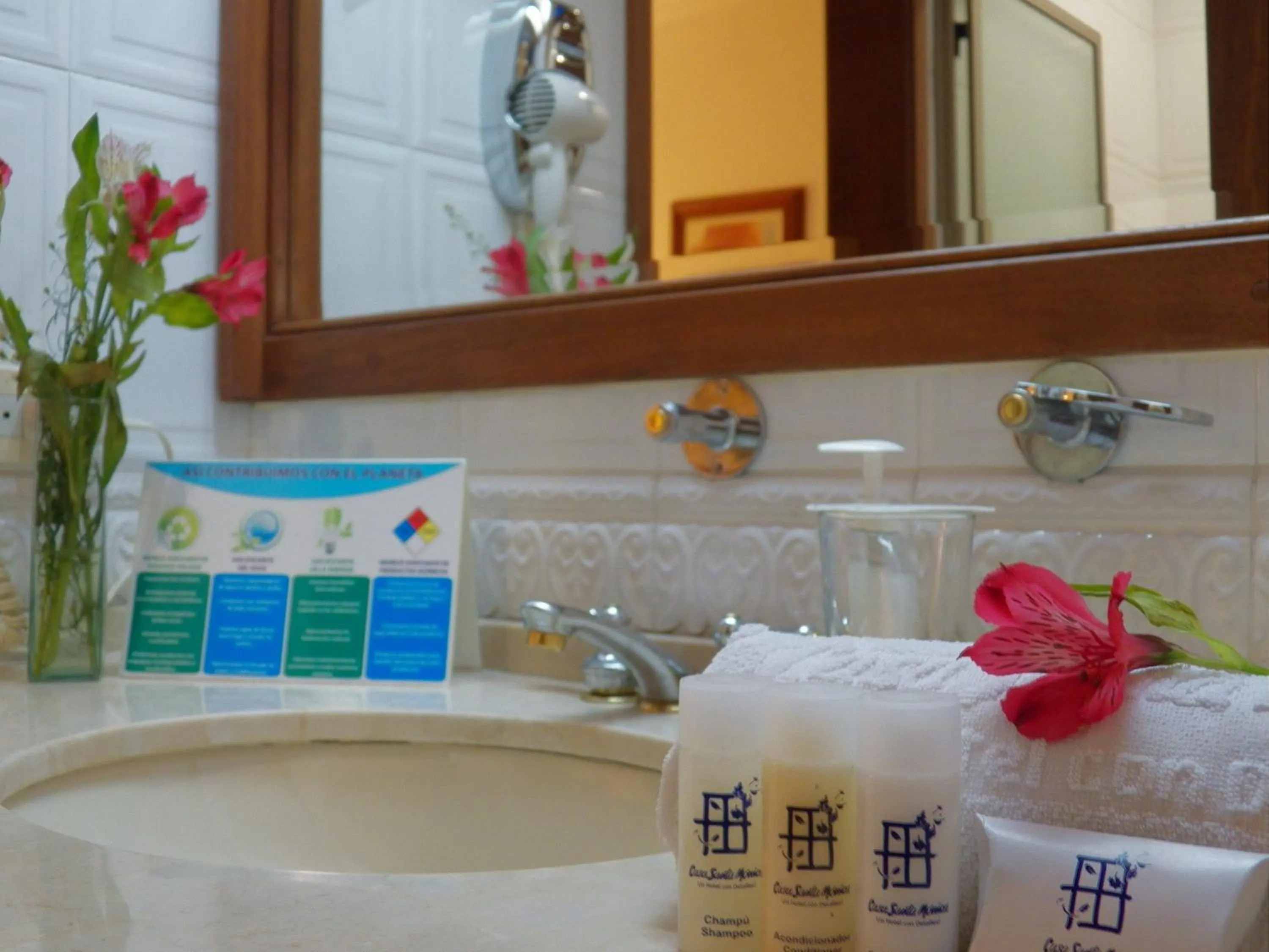 Bathroom in Hotel Casa Santa Monica Norte