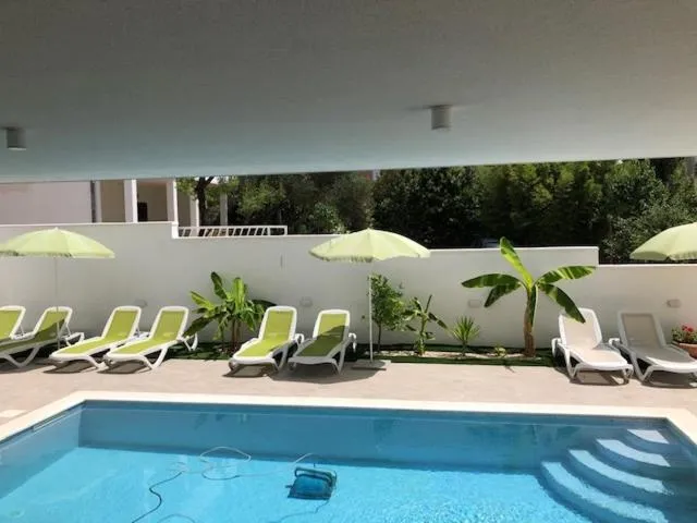 Diklo beach rooms-Adults Only
