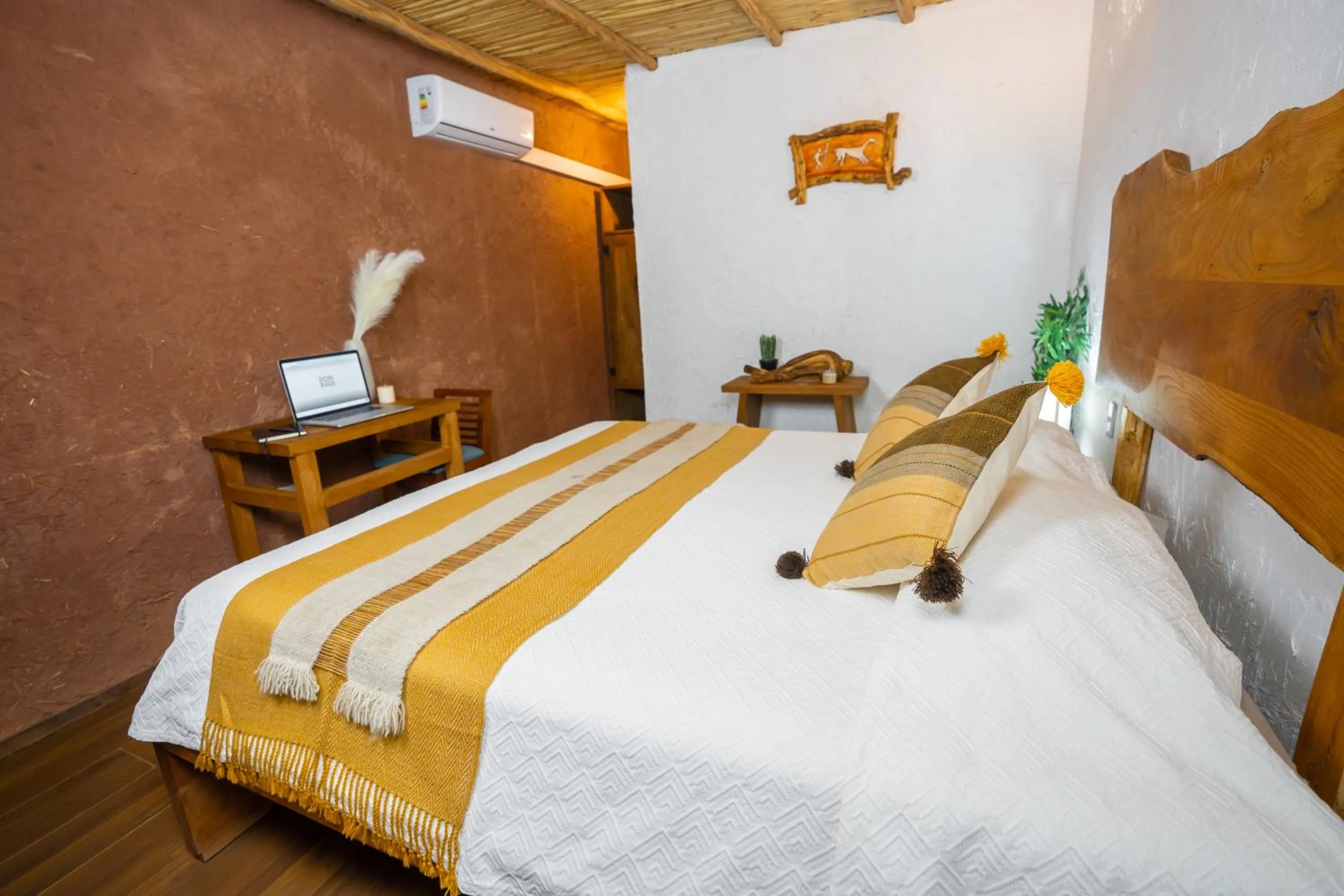 Bed in Hotel Don Raul