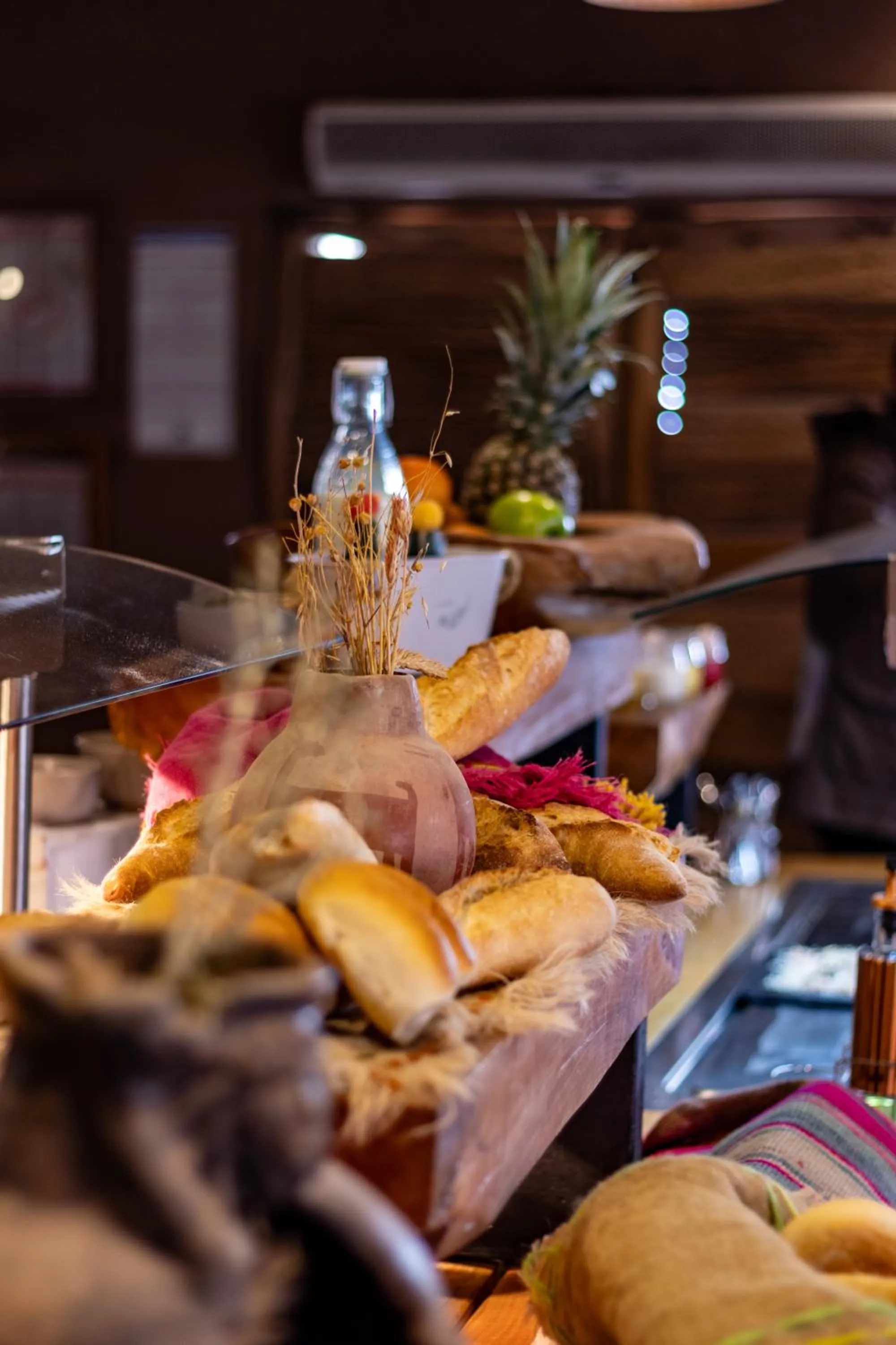 Restaurant/places to eat in Hotel Don Raul