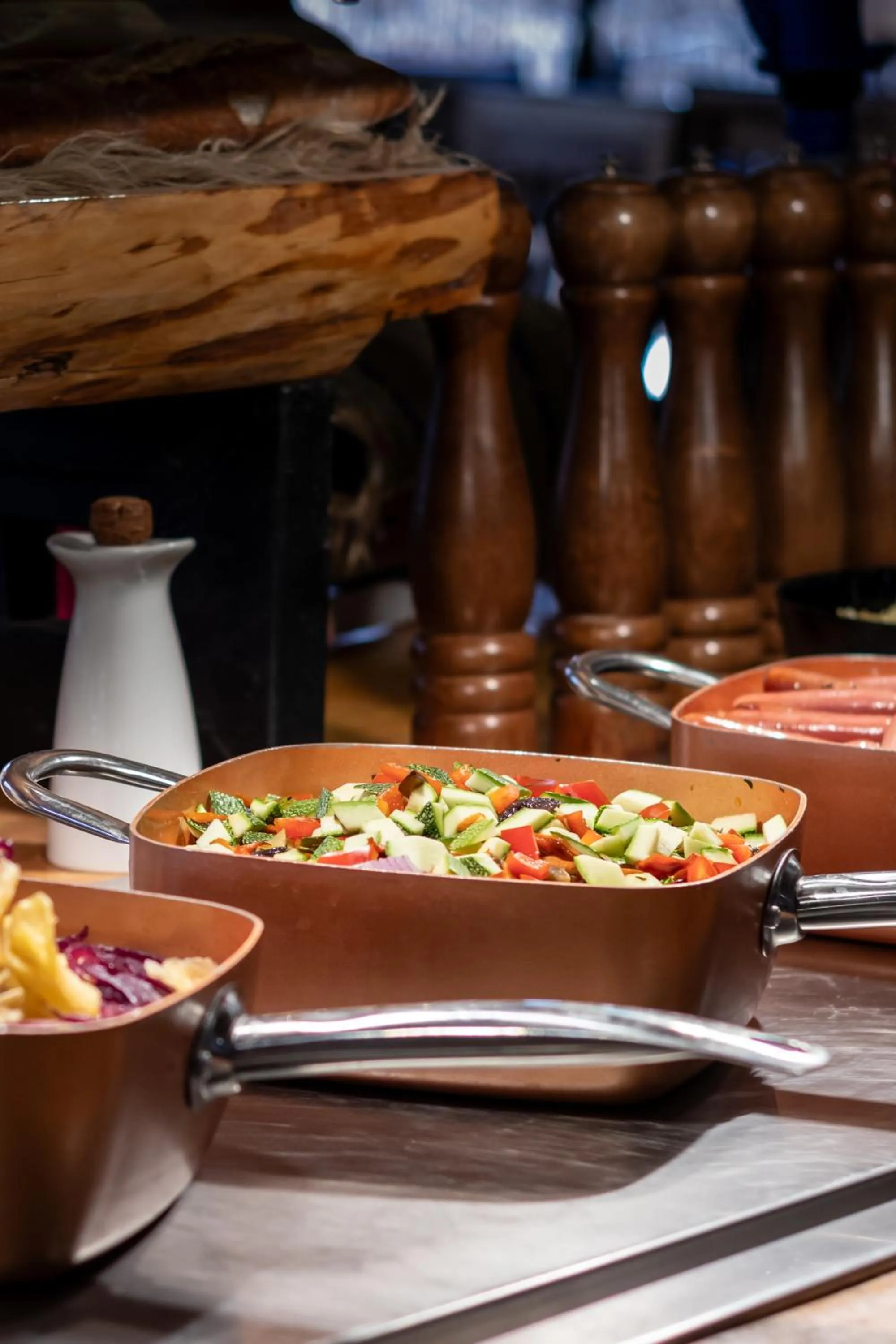 Restaurant/places to eat in Hotel Don Raul