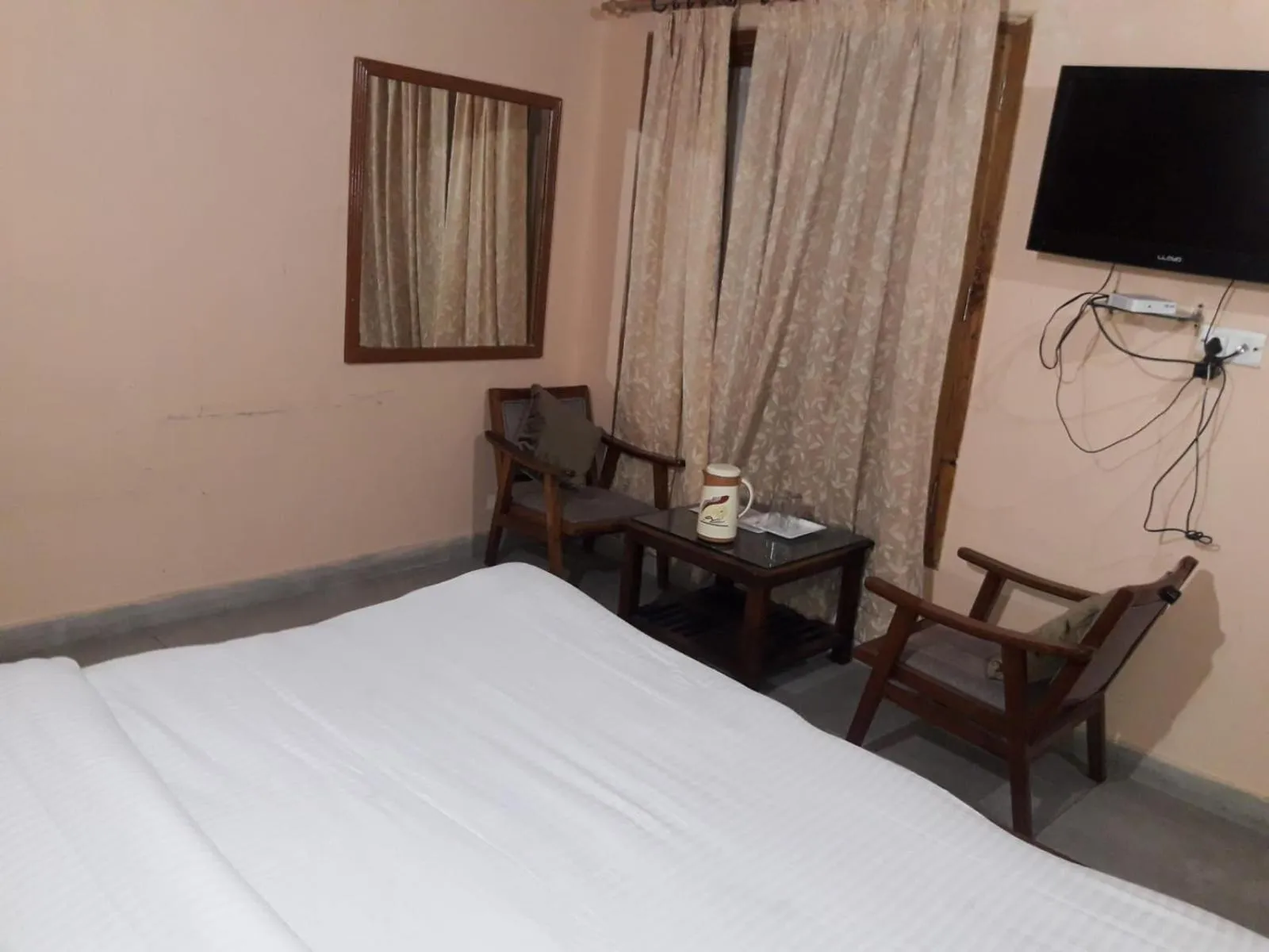 Bedroom in StayApart I The Maple Residences - Lake Front