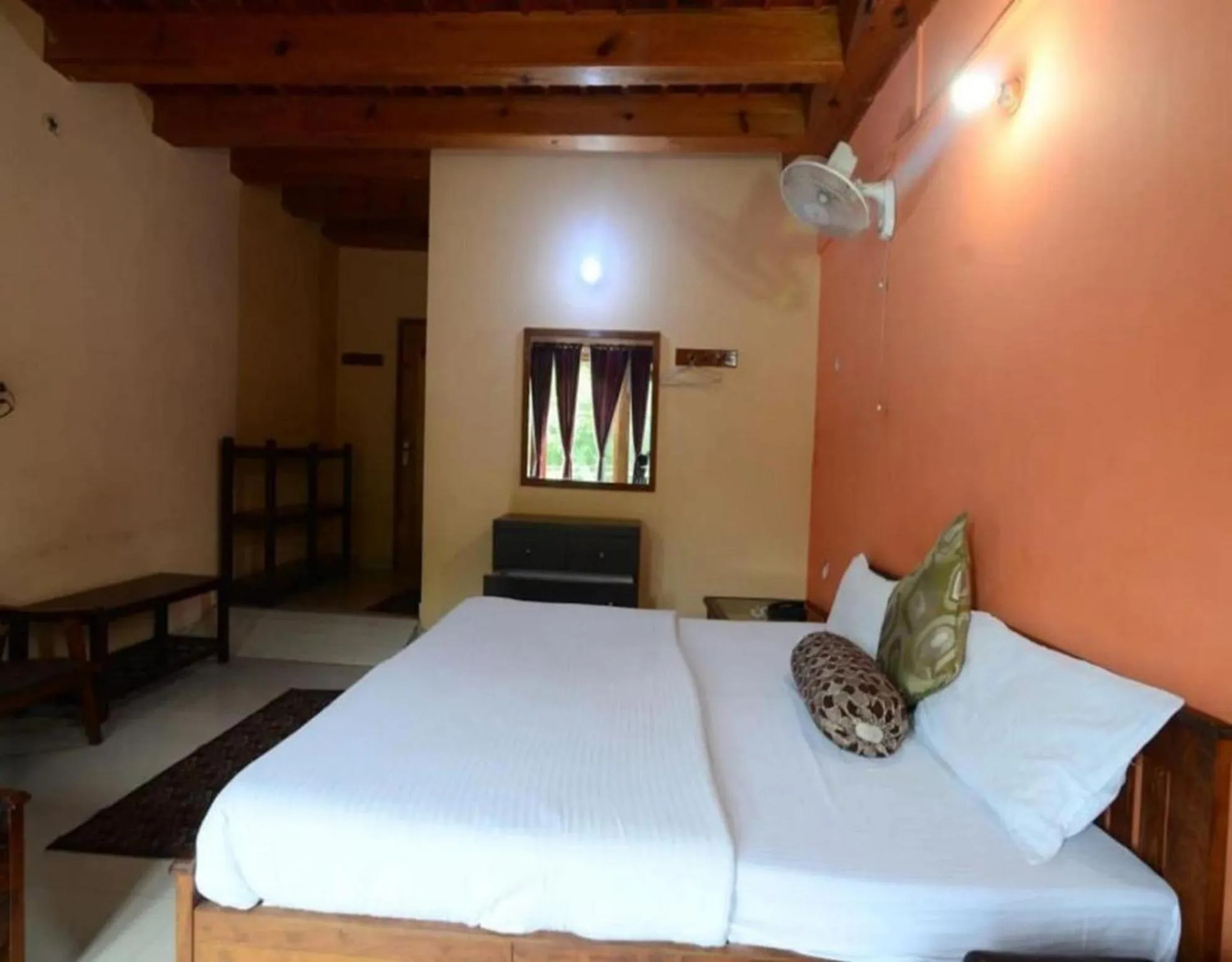 Photo of the whole room in StayApart I The Maple Residences - Lake Front