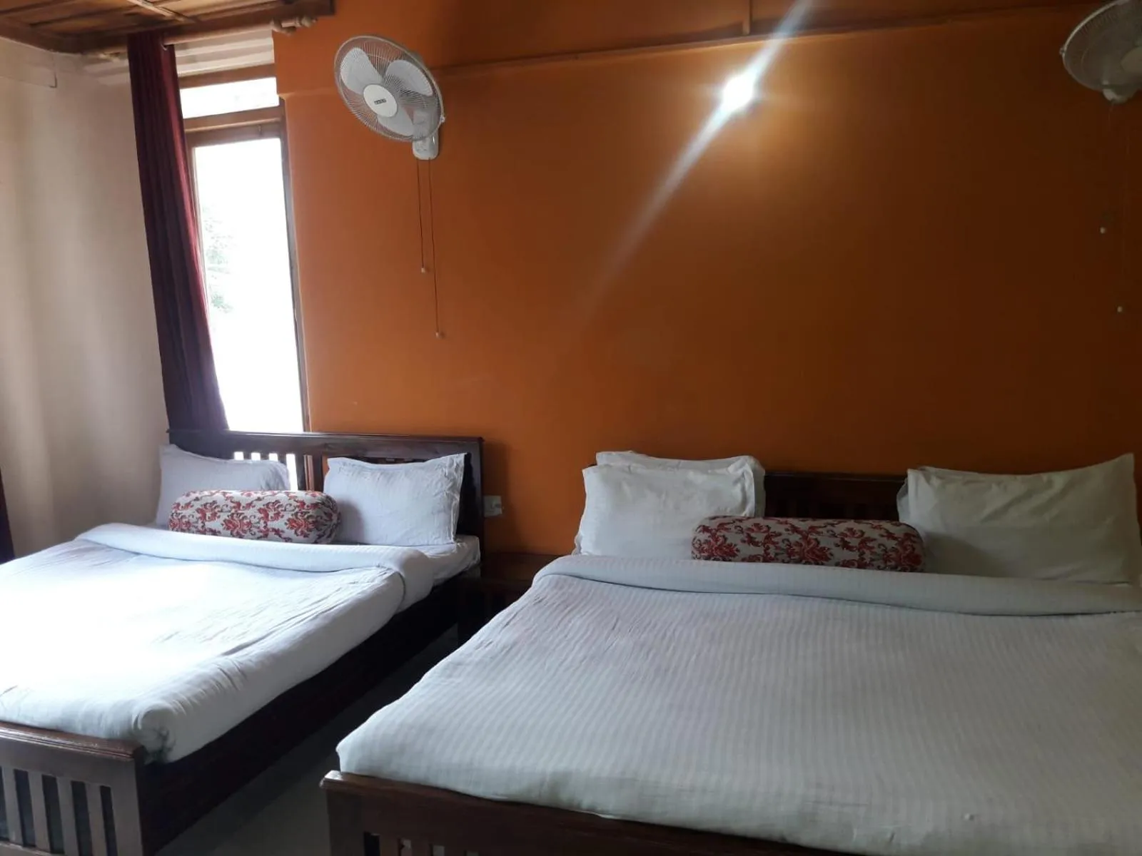 Bedroom in StayApart I The Maple Residences - Lake Front