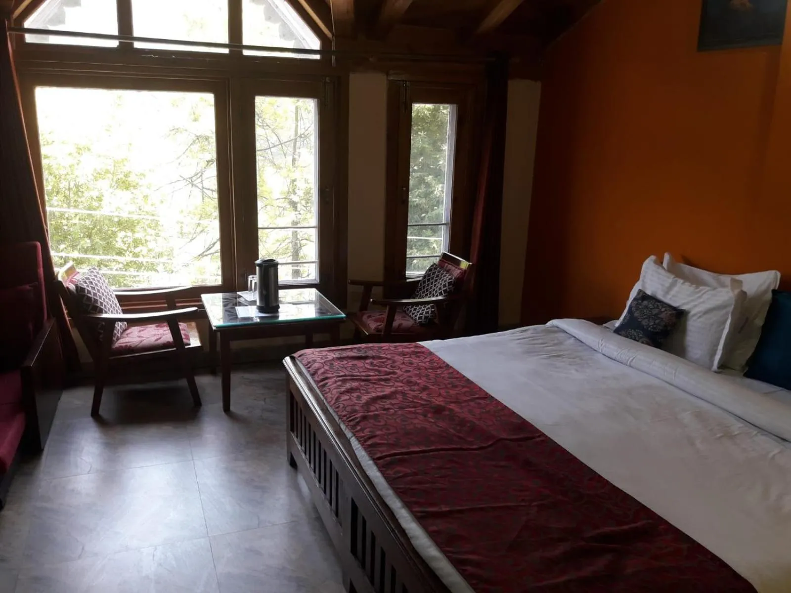 Bedroom in StayApart I The Maple Residences - Lake Front