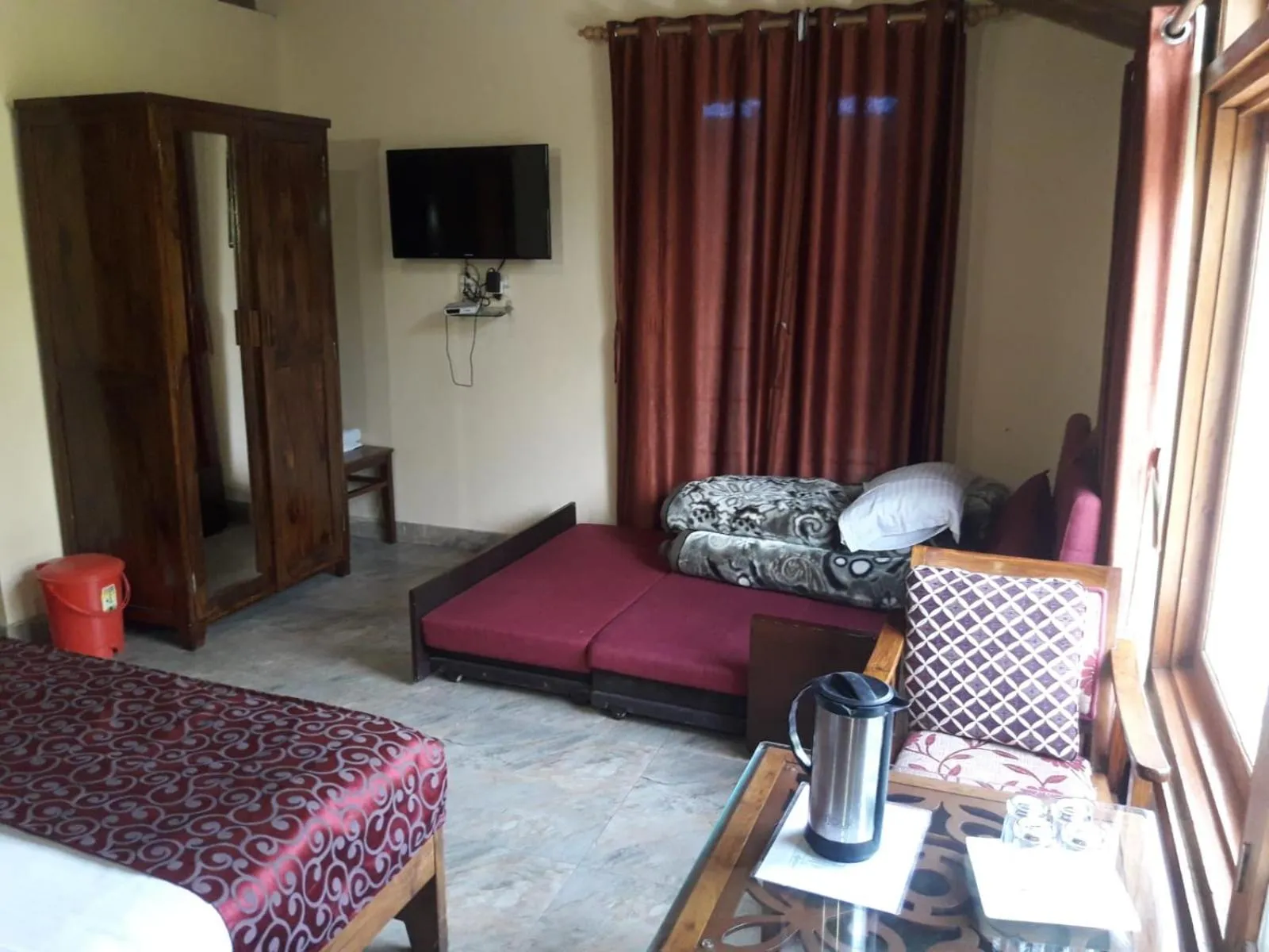 Communal lounge/ TV room in StayApart I The Maple Residences - Lake Front