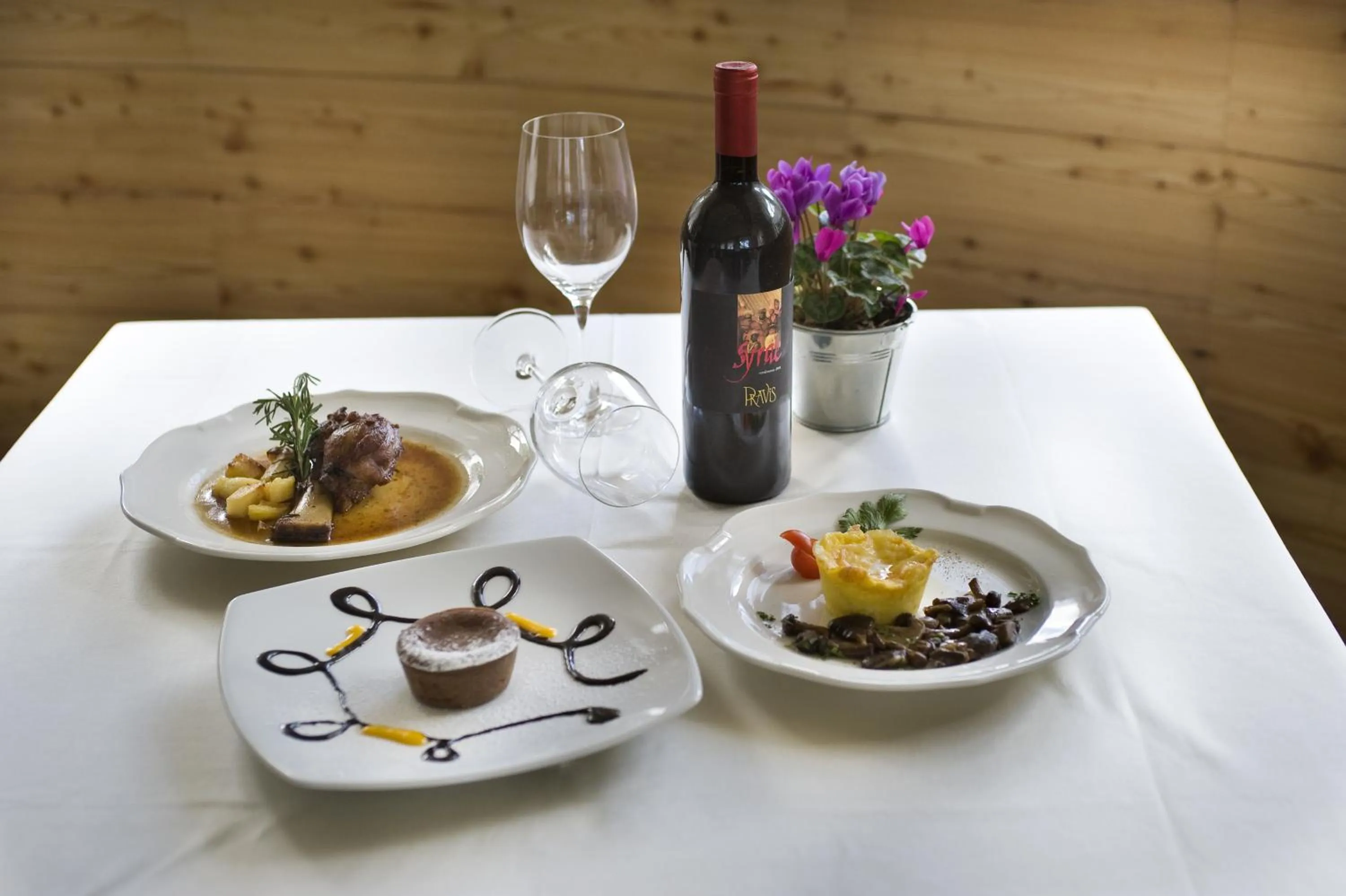 Restaurant/places to eat in Bio Hotel Brusago Vital & Wellness