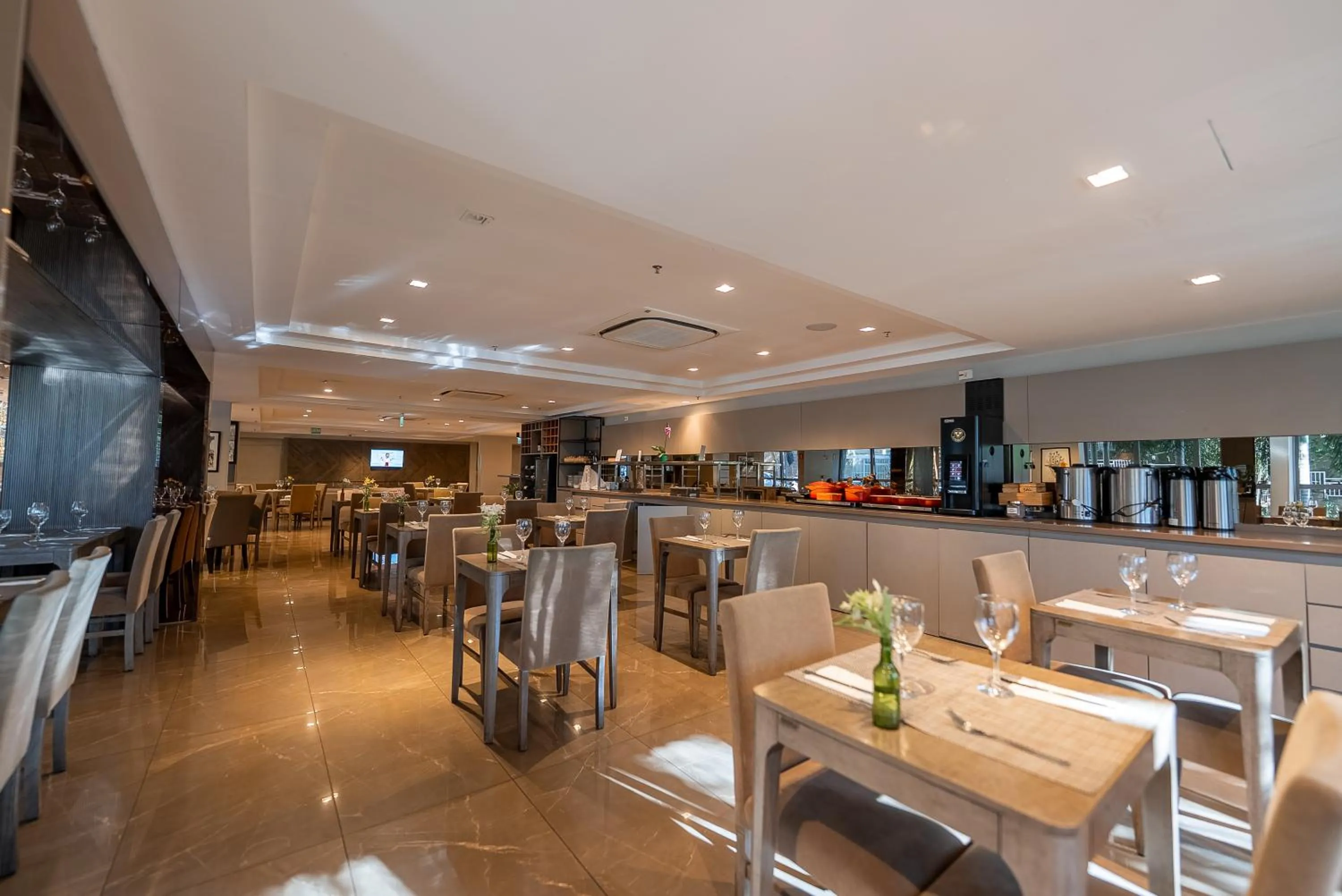 Restaurant/places to eat in Hotel Laghetto Stilo Higienópolis