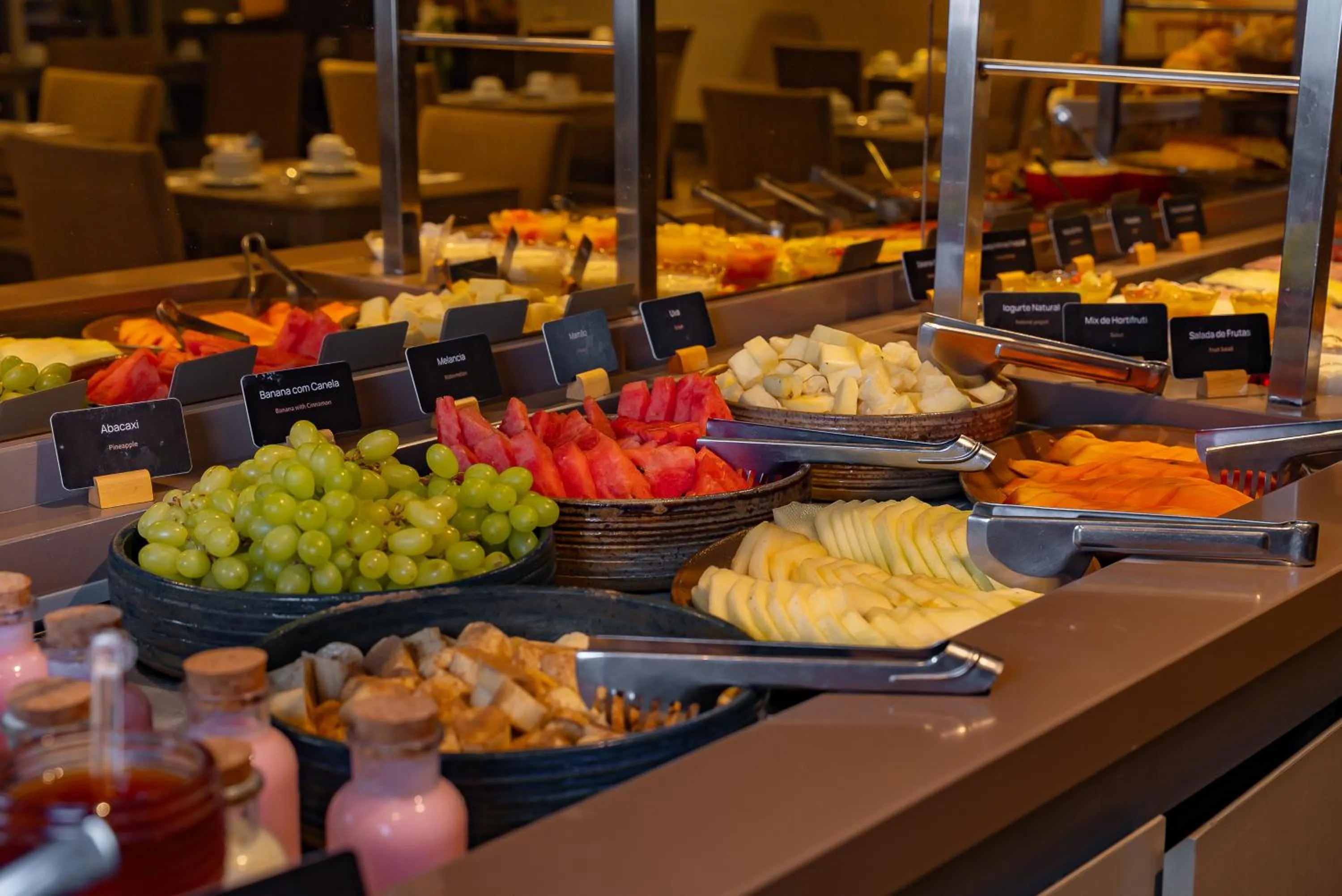 Breakfast in Hotel Laghetto Stilo Higienópolis