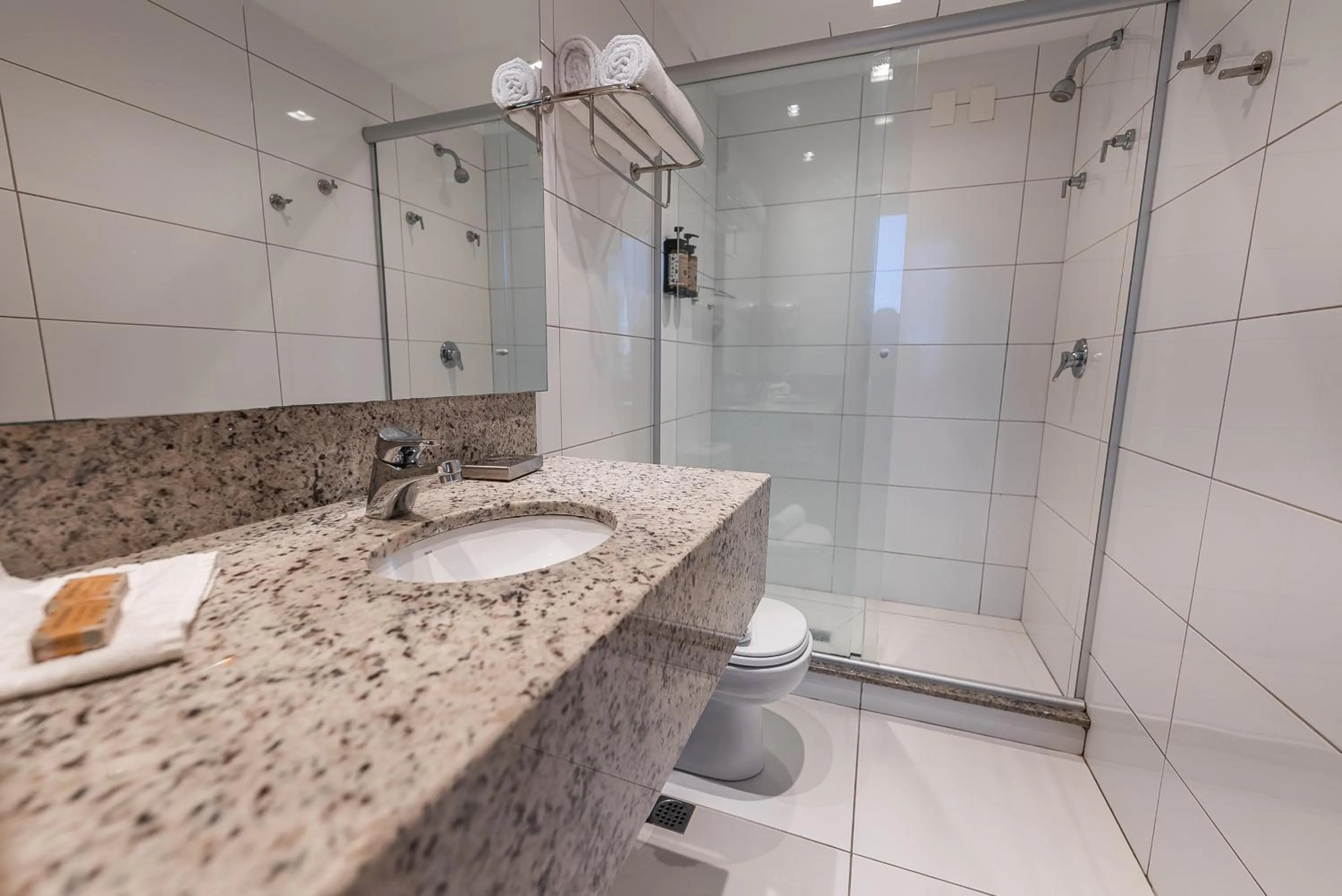 Bathroom in Hotel Laghetto Stilo Higienópolis