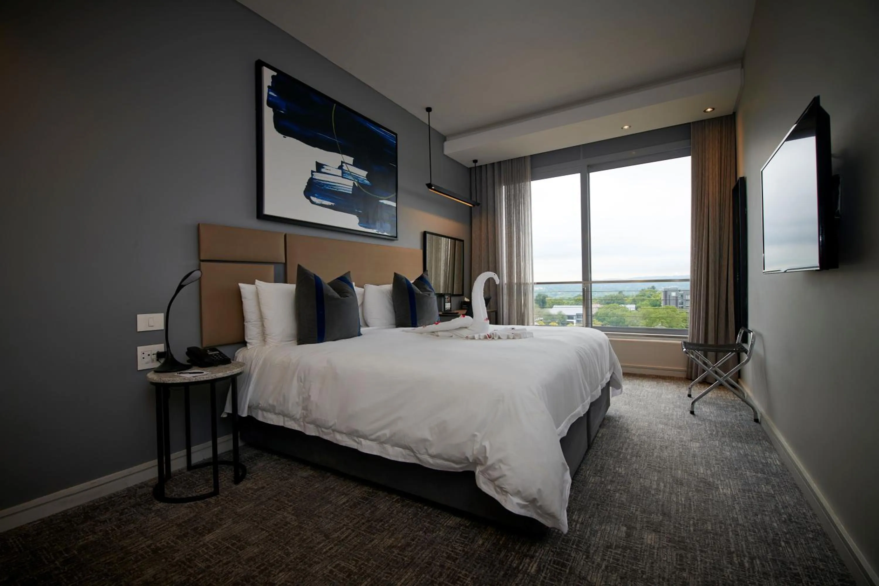 View (from property/room), Bed in The Capital on the Park