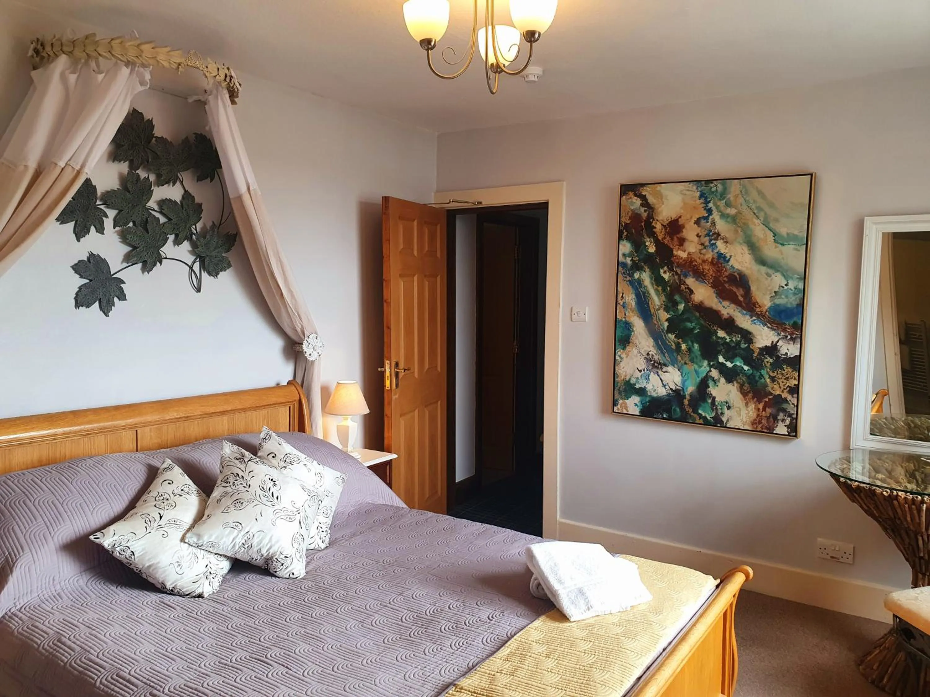 Bedroom, Bed in The Priory