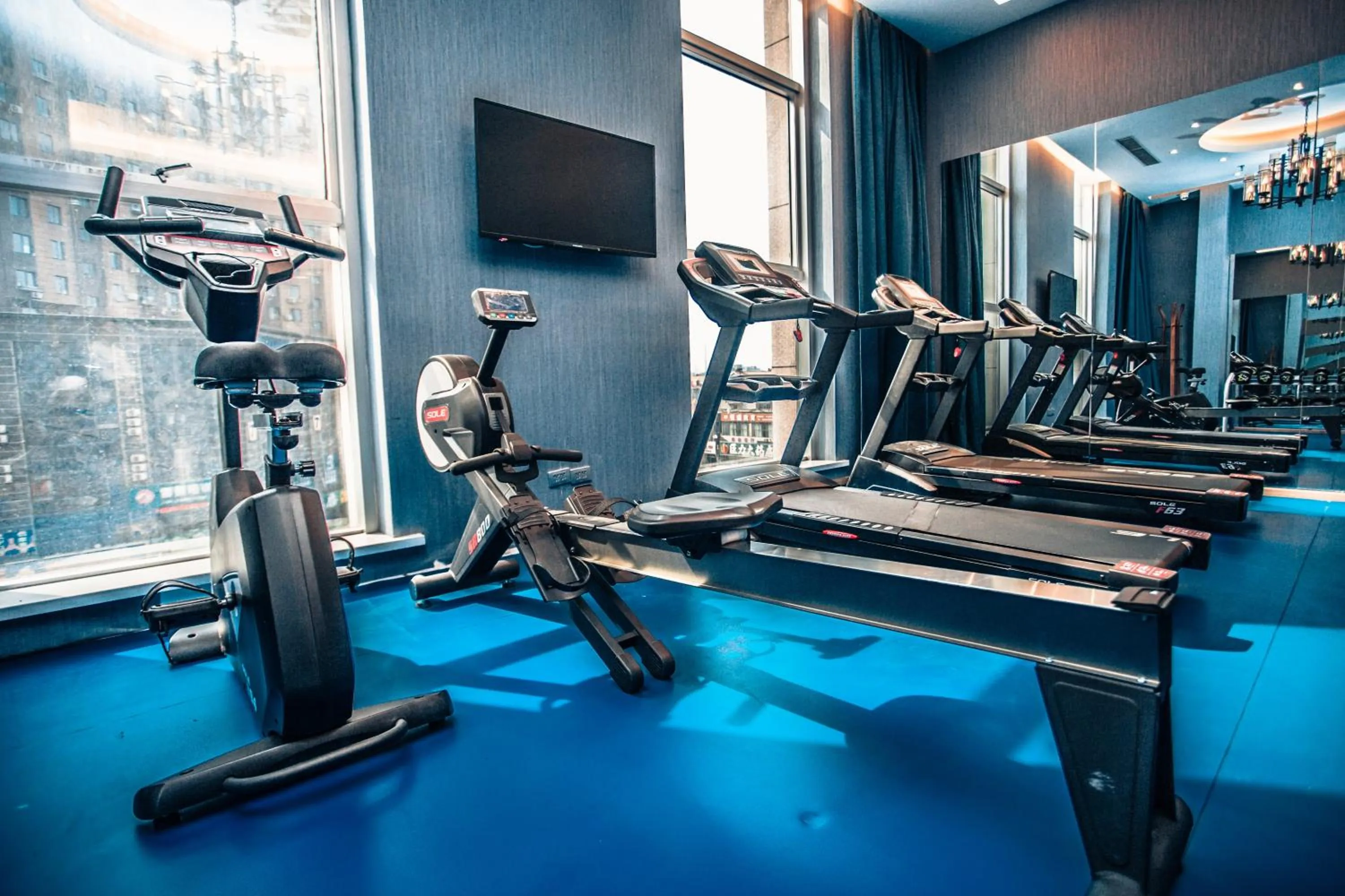 Fitness centre/facilities in Holiday Inn Express Anshan Downtown by IHG