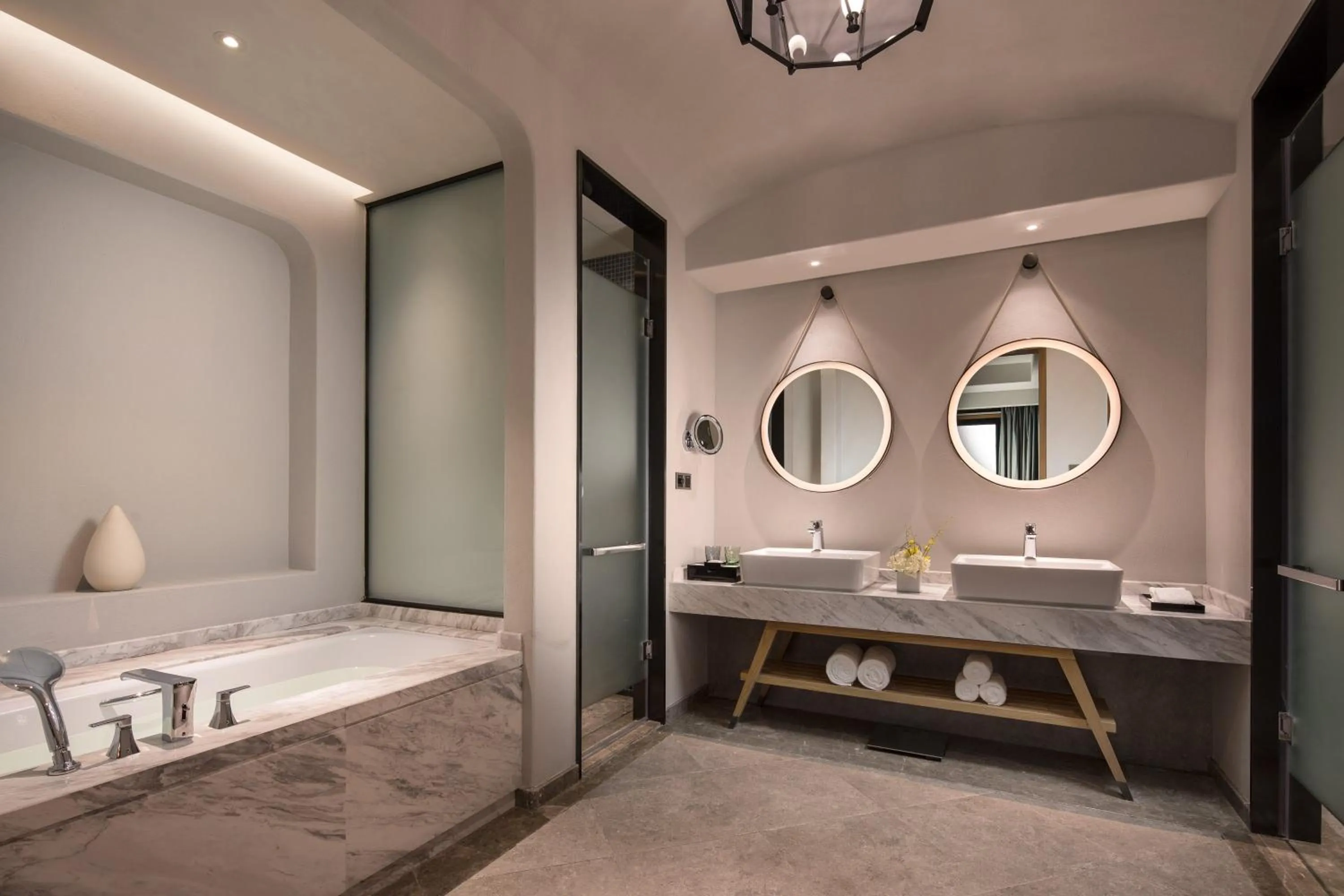 Bathroom, Bed in Crowne Plaza QingdaoOriental Movie Metropolis by IHG