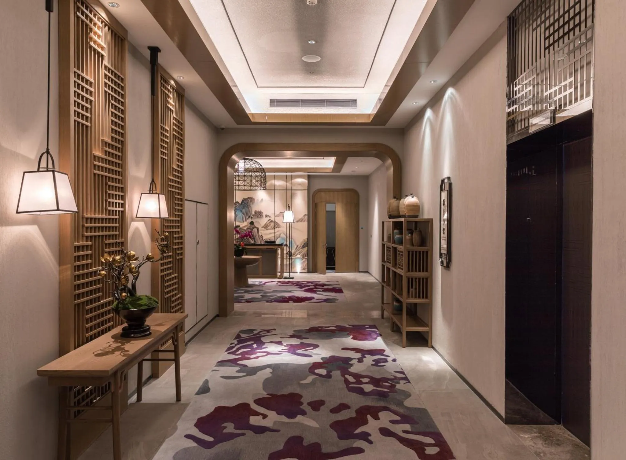 Restaurant/places to eat, Bed in Crowne Plaza QingdaoOriental Movie Metropolis by IHG