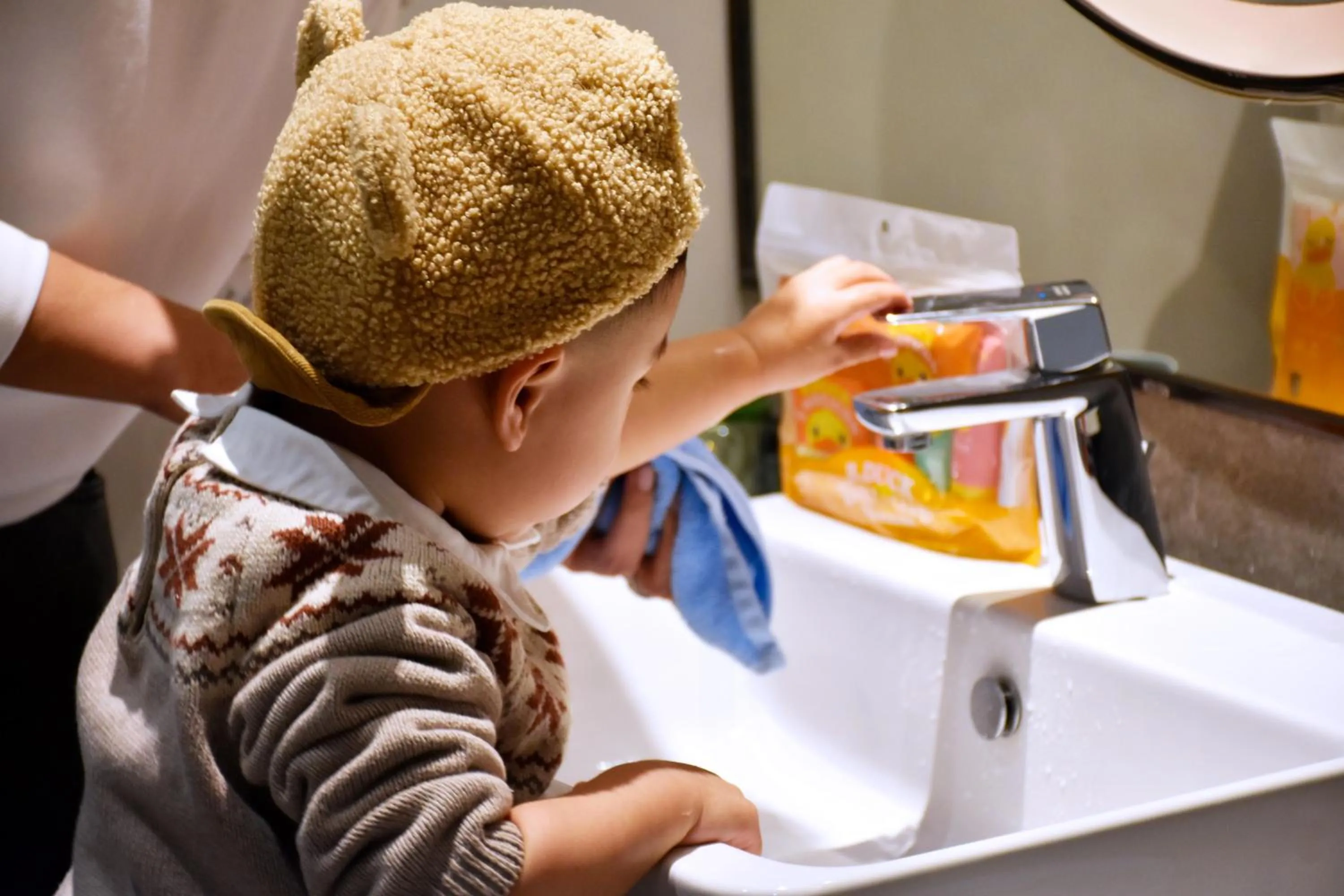 Bathroom in Crowne Plaza QingdaoOriental Movie Metropolis by IHG