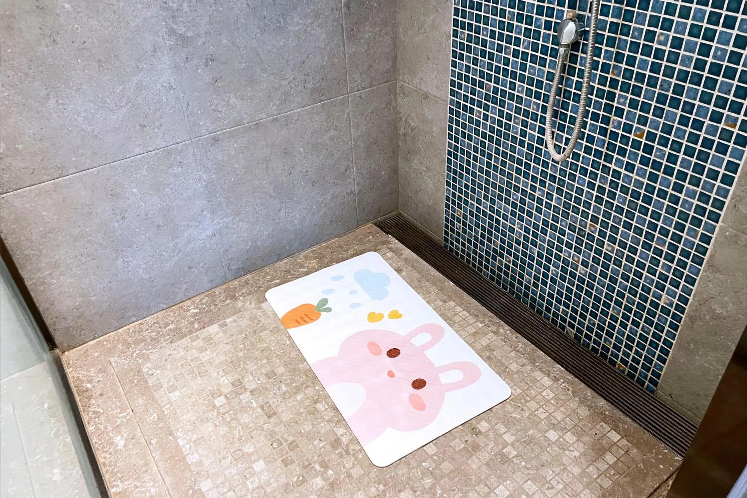 1 King Bed Premium Kids Theme in Crowne Plaza QingdaoOriental Movie Metropolis by IHG 1 King Bed Premium Kids Theme in Crowne Plaza QingdaoOriental Movie Metropolis by IHG