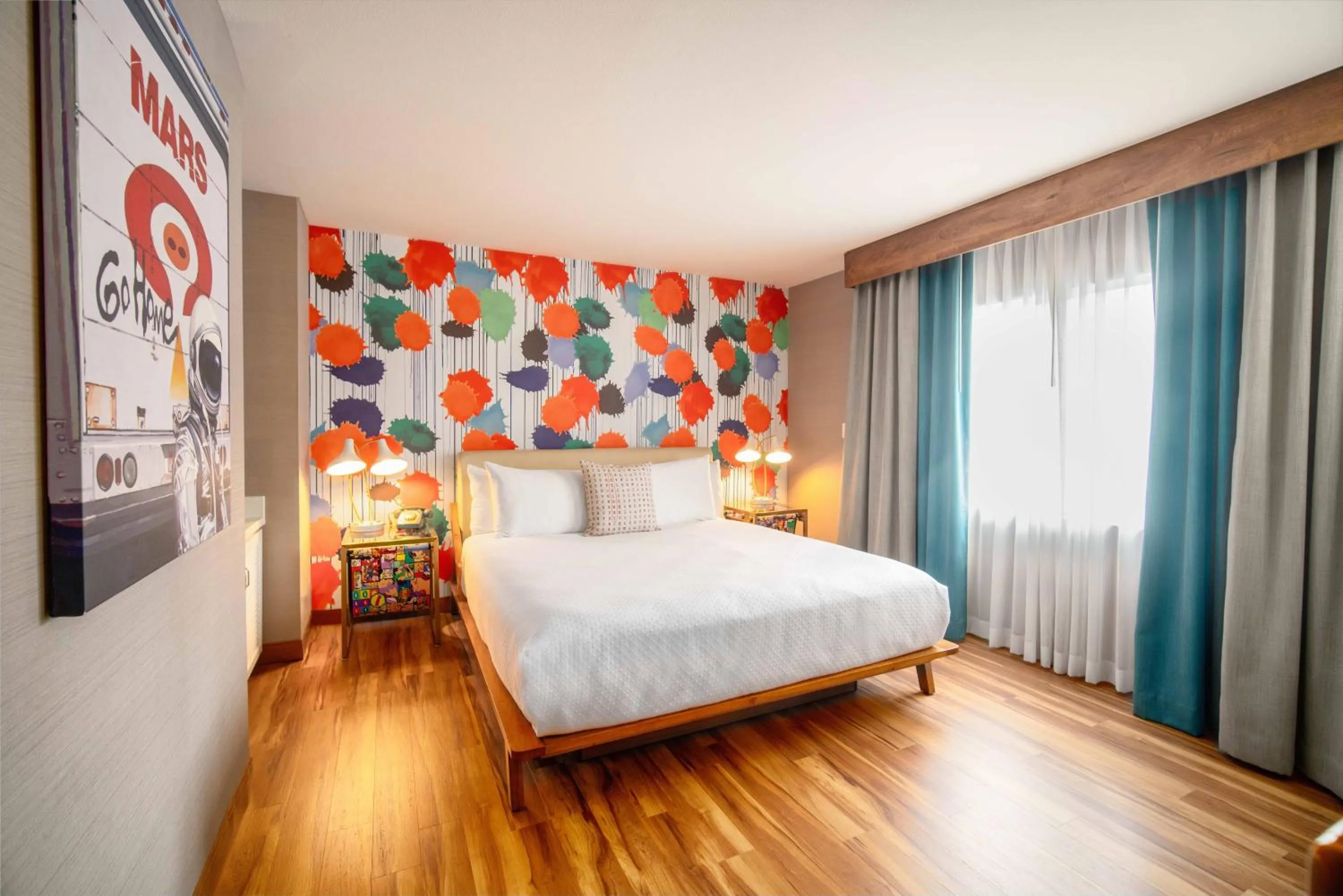 Bedroom, Bed in The Kinney - Venice Beach