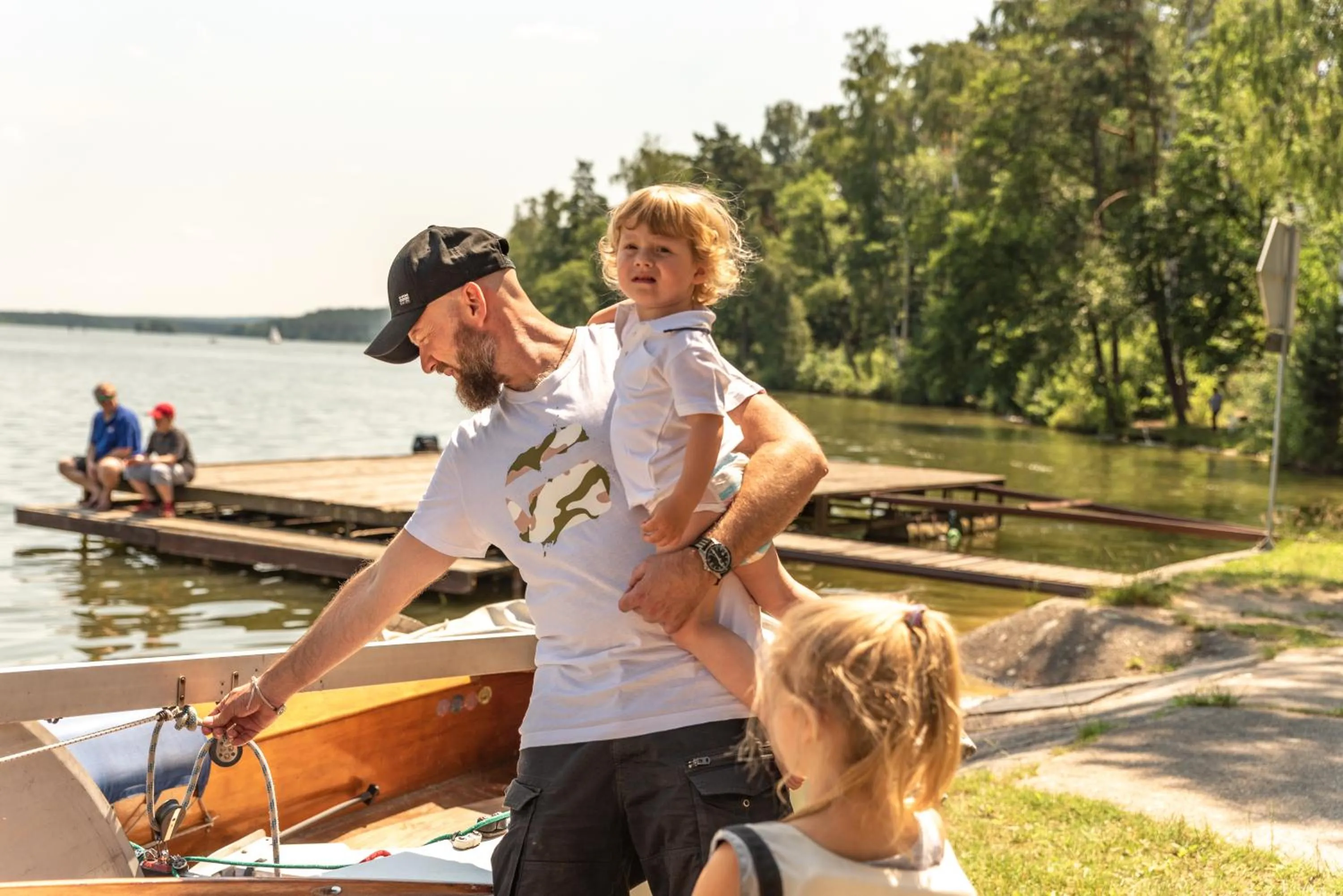 Family in Lakepark Residence