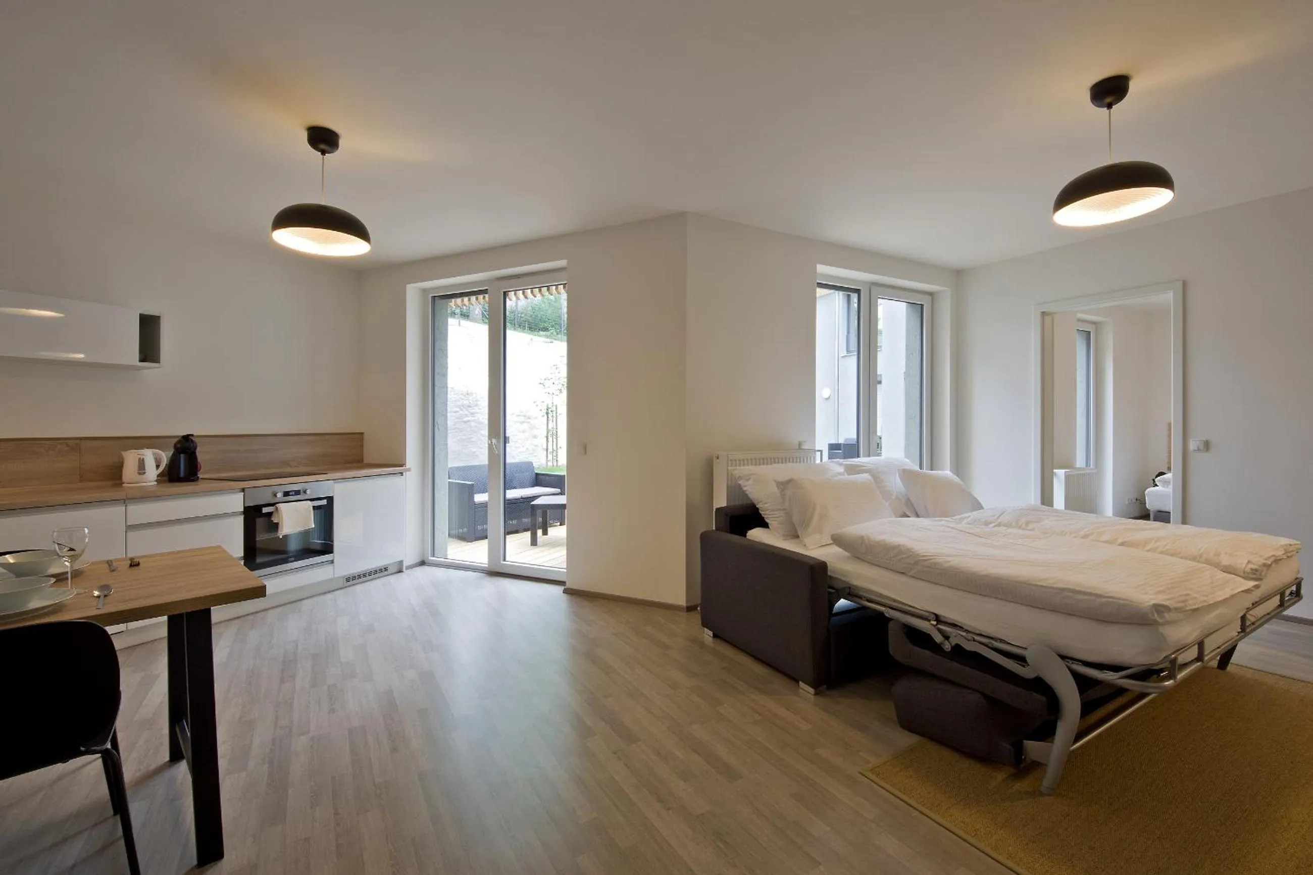 Photo of the whole room, Bed in Lakepark Residence