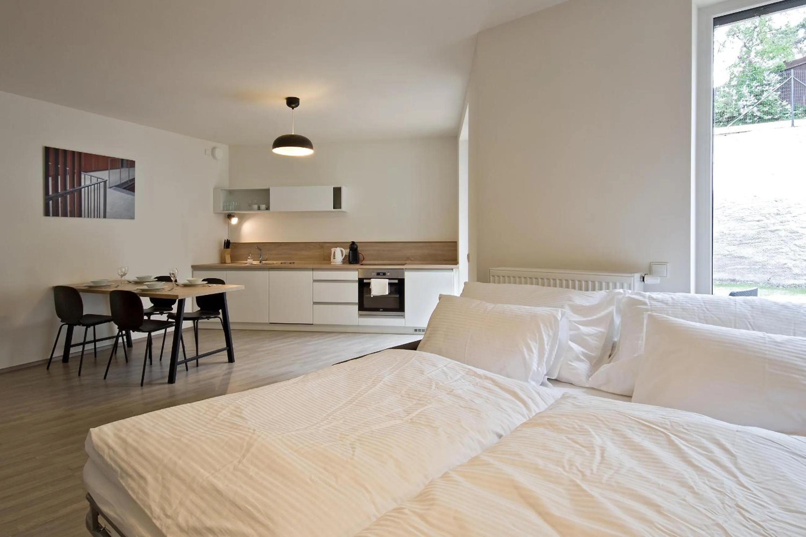 Photo of the whole room, Bed in Lakepark Residence