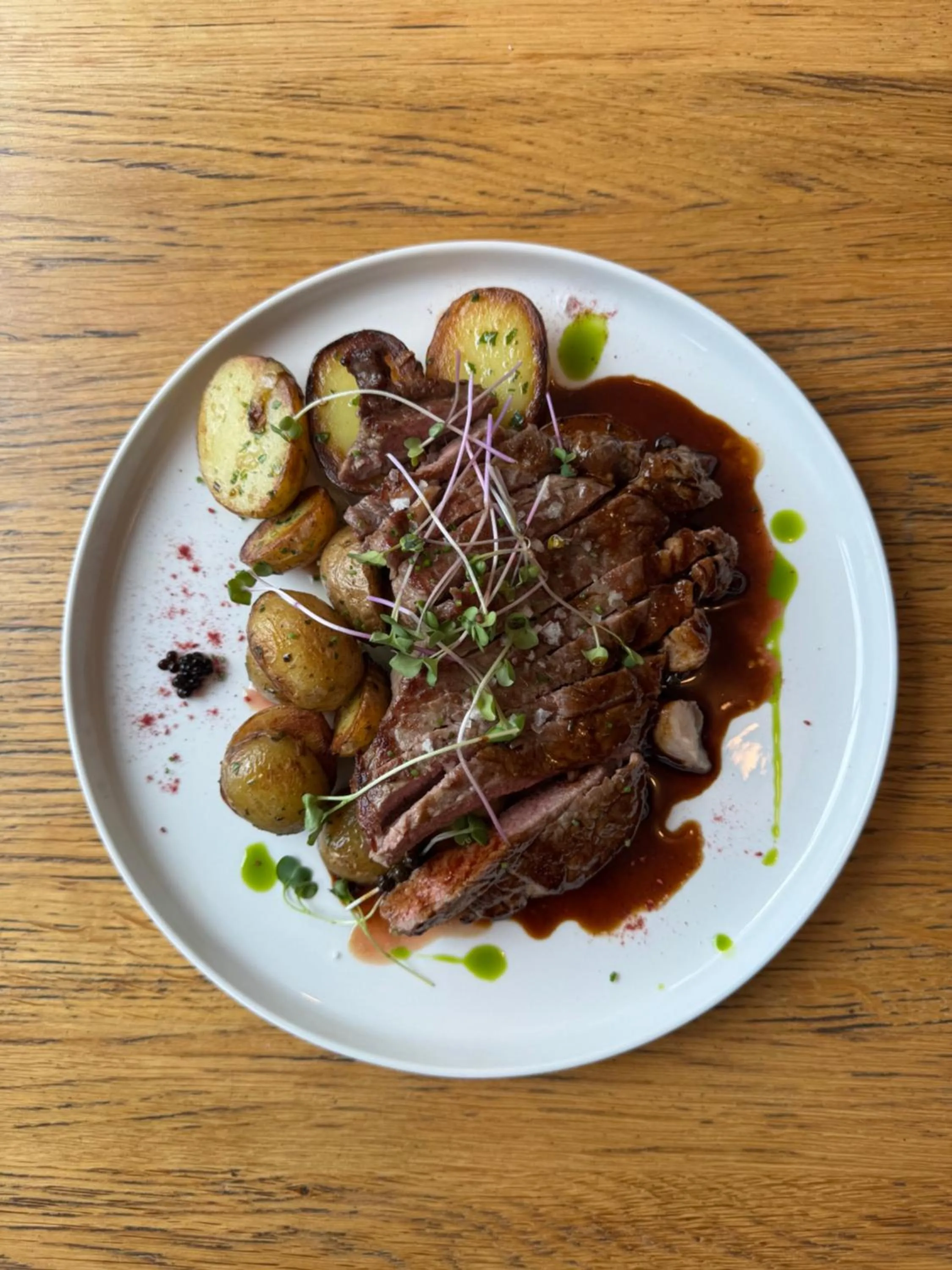 Restaurant/places to eat in Lakepark Residence