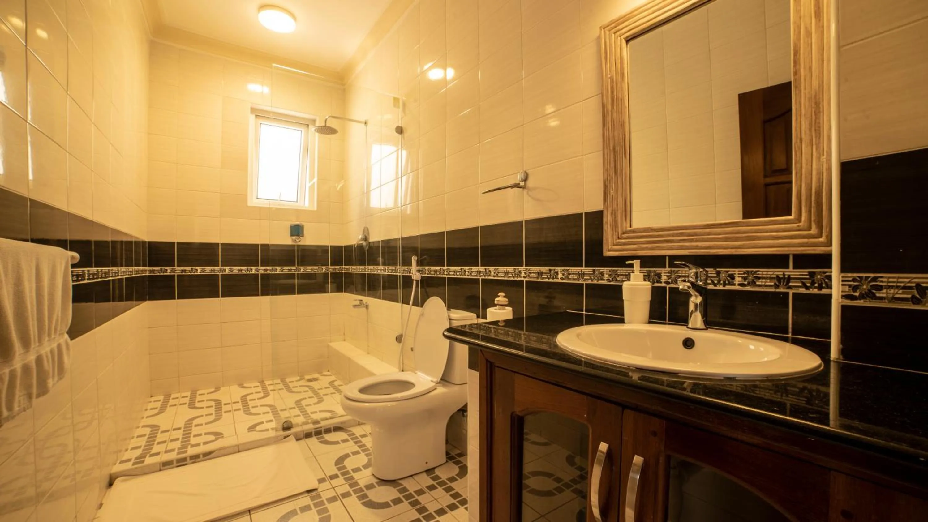 Toilet in Jumeirah Beachfront