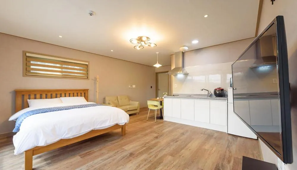 Bed in Gyeongpoen Pension