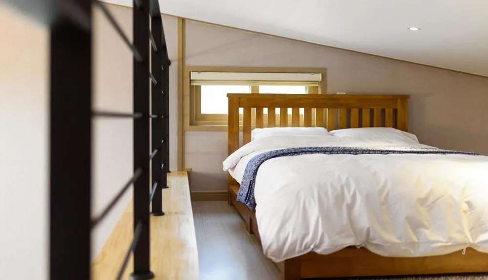 Bed in Gyeongpoen Pension