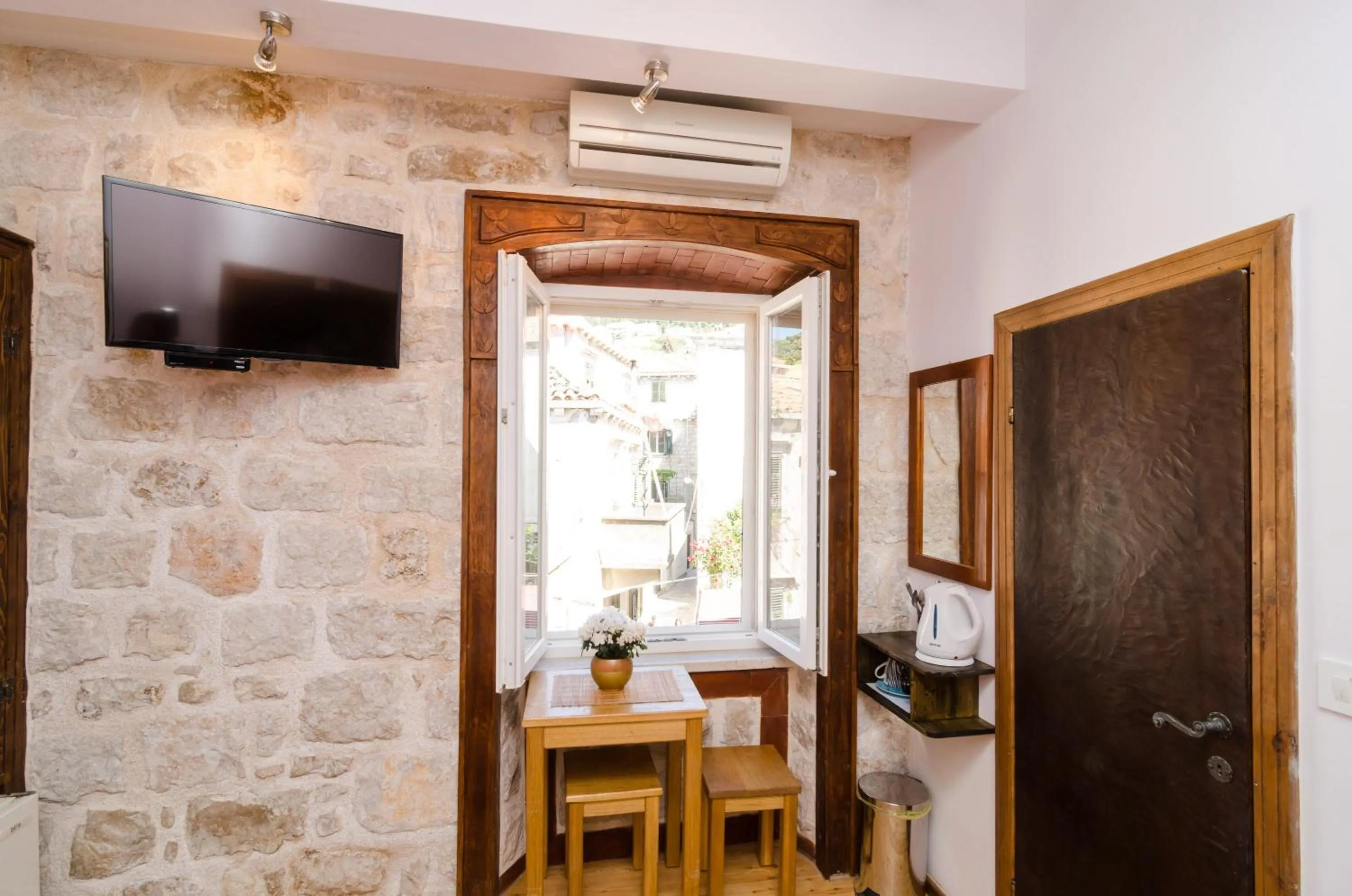 Other in Eddie's Sea View Rooms Old Town