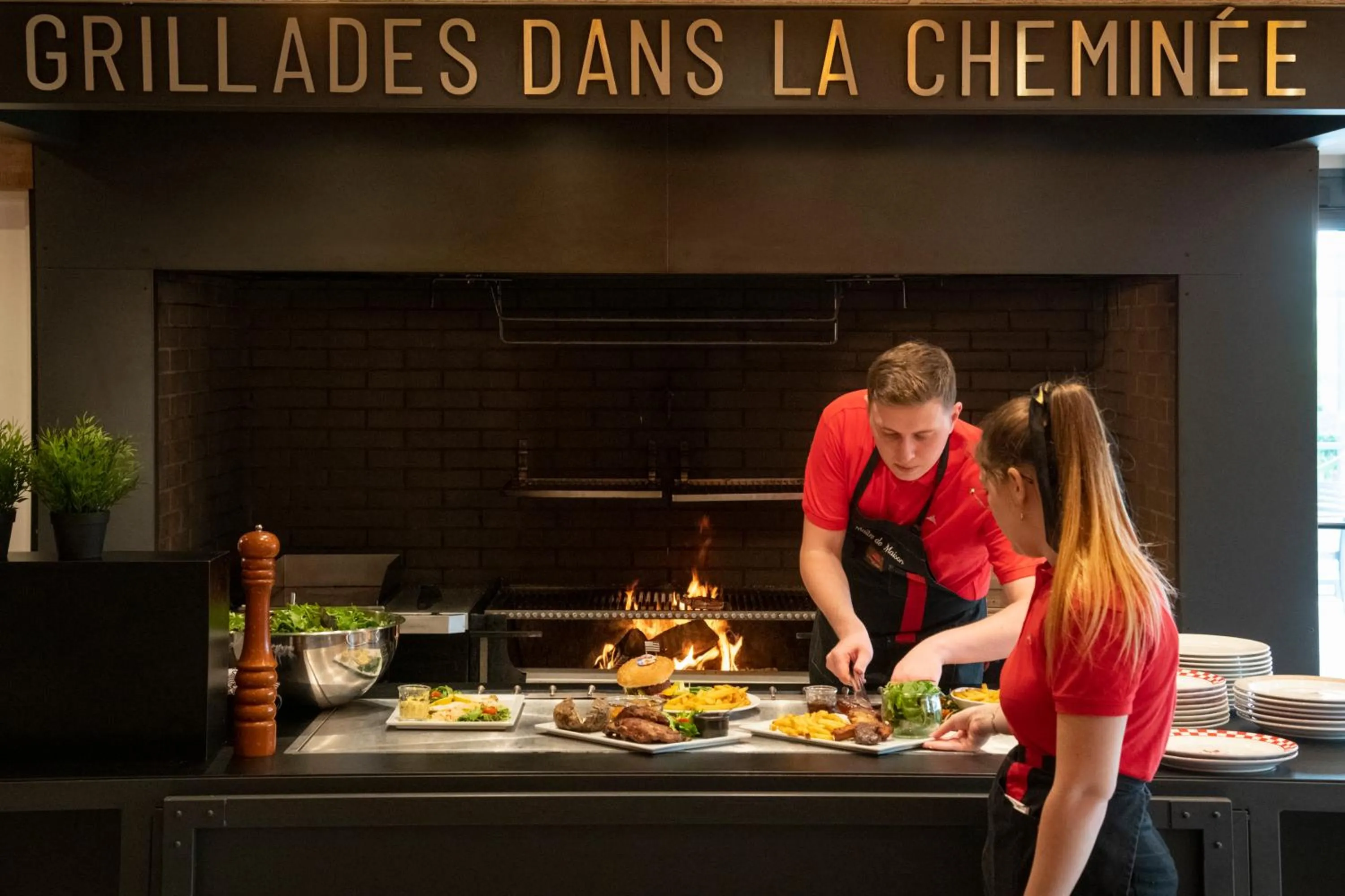 Restaurant/places to eat in ibis Pontorson Baie Du Mont Saint Michel