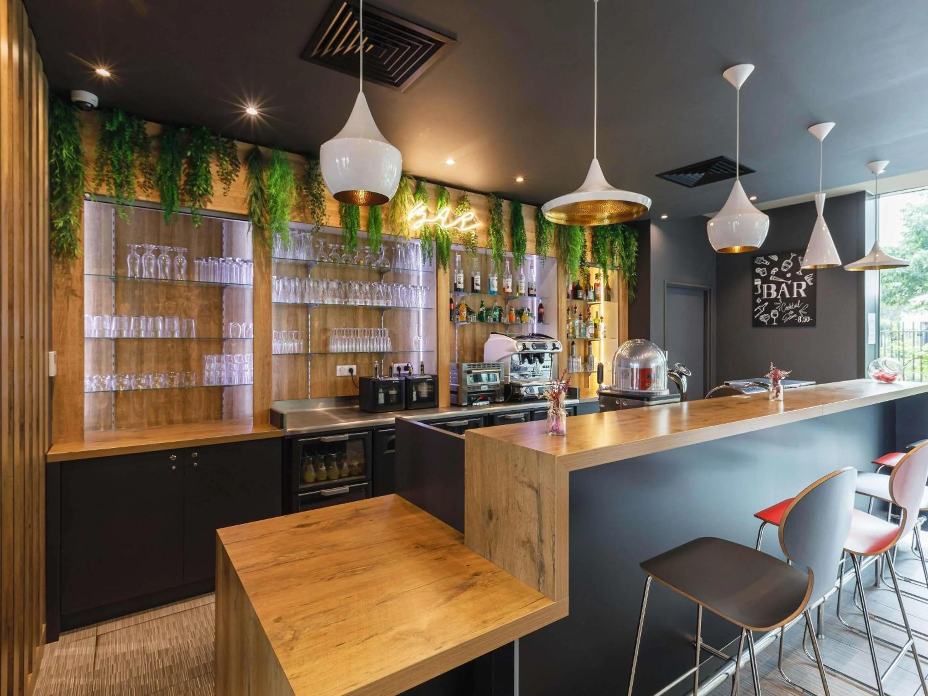 Property building in ibis Lyon Carre De Soie