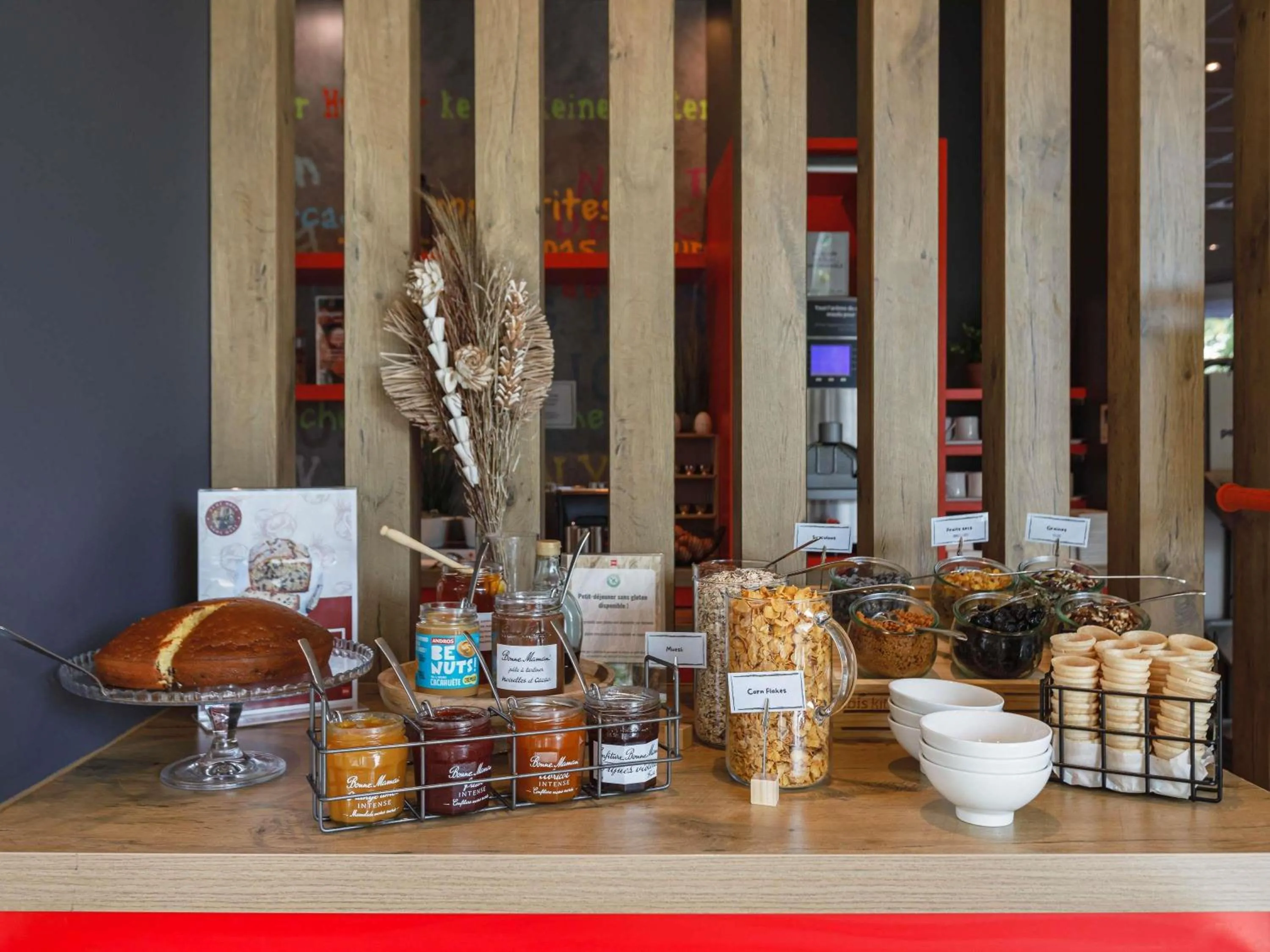 Breakfast in ibis Lyon Carre De Soie