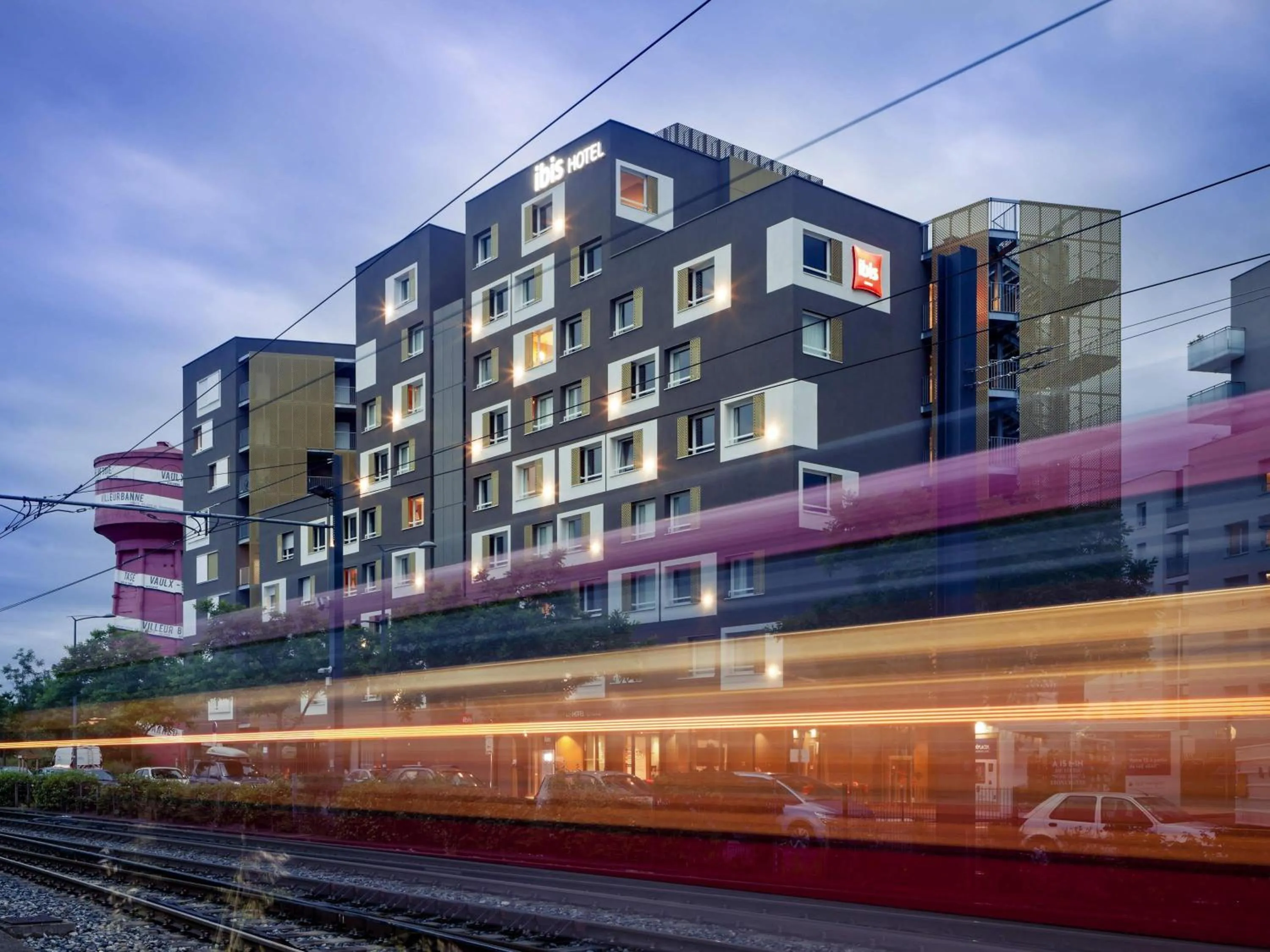 Property building in ibis Lyon Carre De Soie