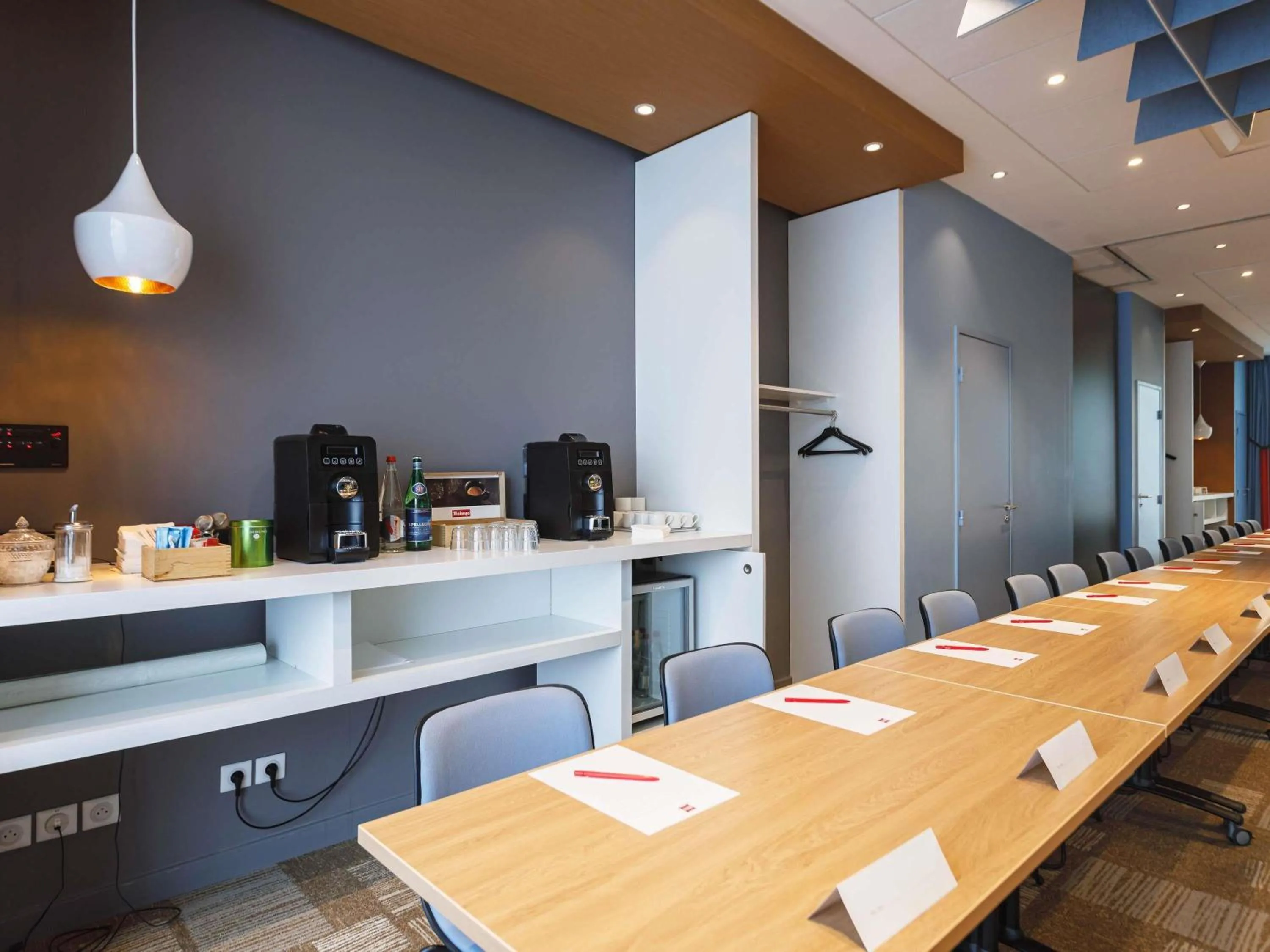 Meeting/conference room in ibis Lyon Carre De Soie